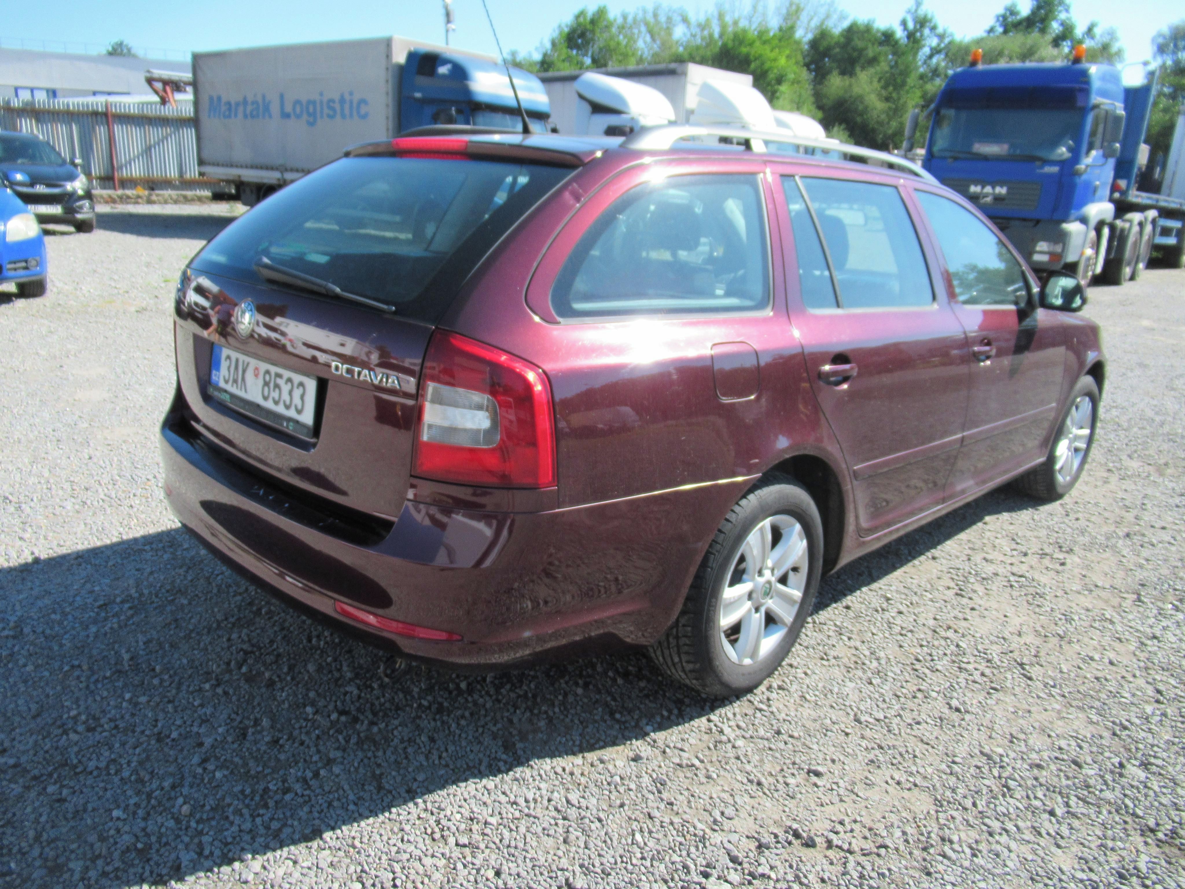 Škoda Octavia, 1,6TDI Facelift - fotka 5