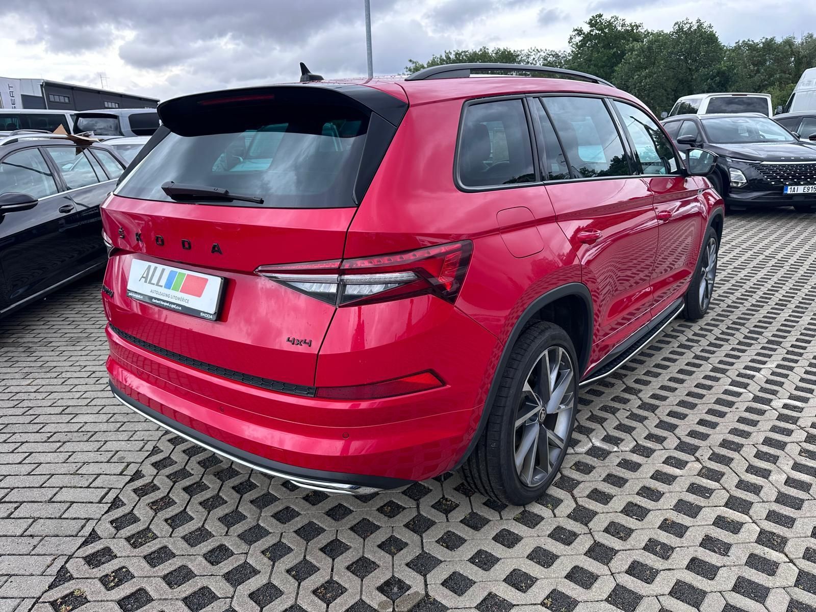 Škoda Kodiaq, 2.0 TDI 147kW 4x4 SportLine - fotka 2