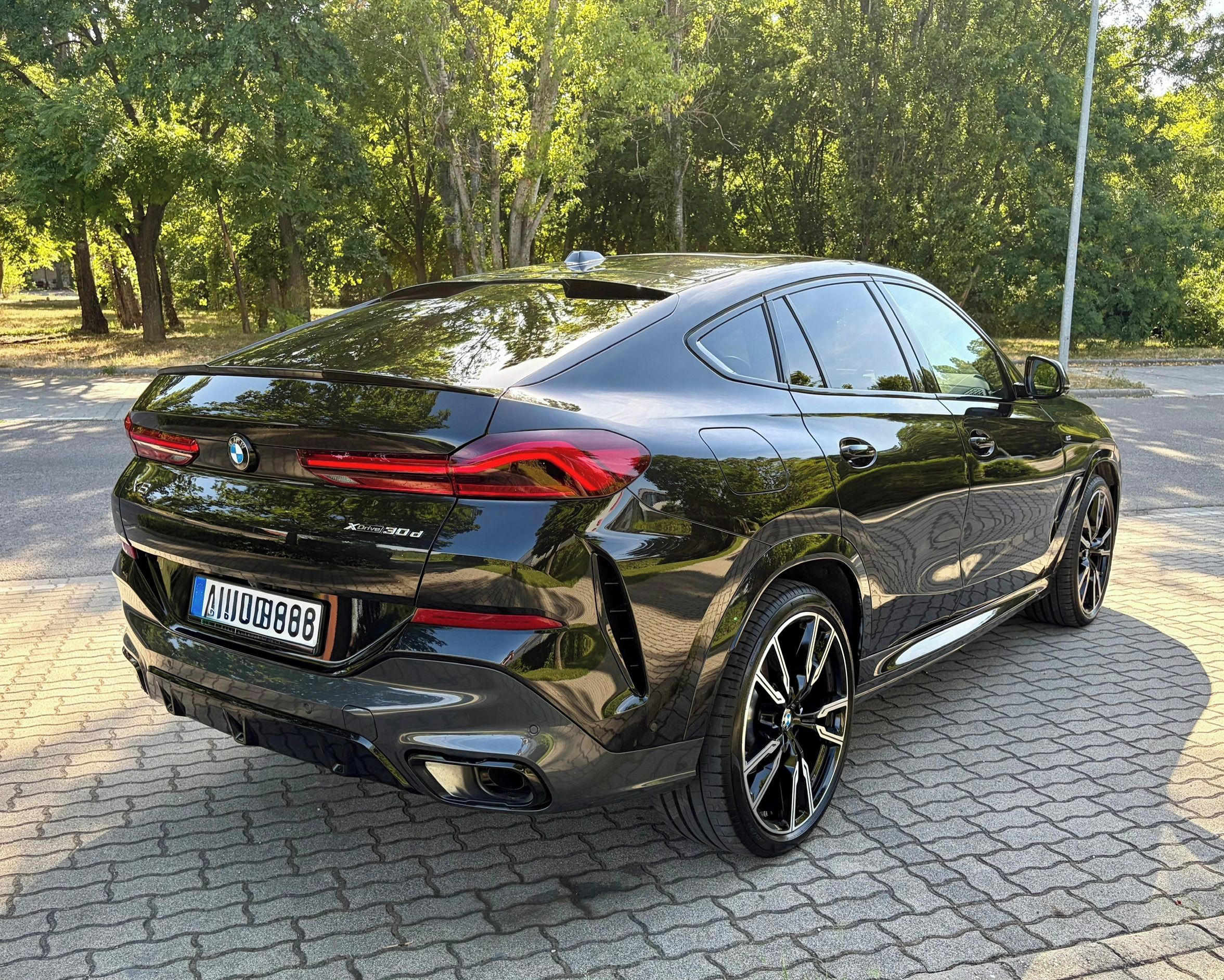 BMW X6, 30d Xdrive M Sport Pro - fotka 4