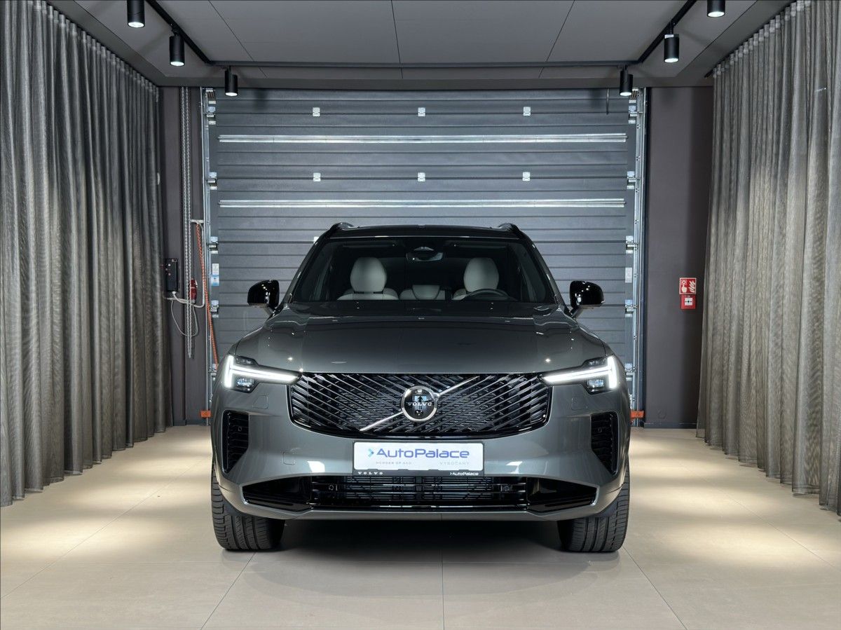 Volvo XC90, 2,0 T8  Plus Dark - fotka 6