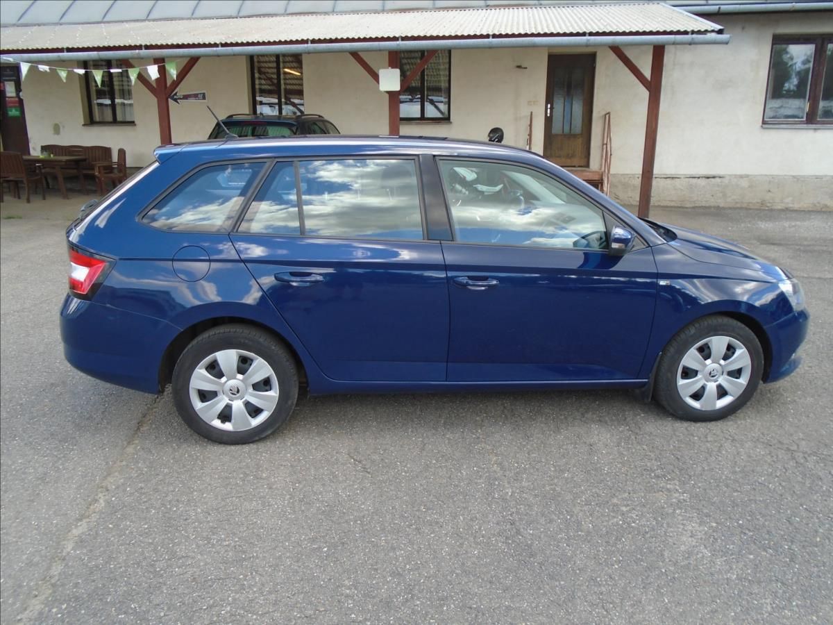 Škoda Fabia, 1,0 - fotka 5
