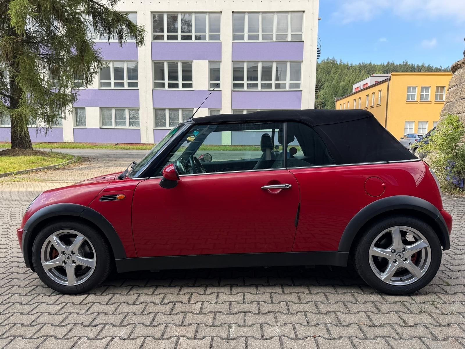 Mini Cooper, 1,6i  Cabrio - fotka 6