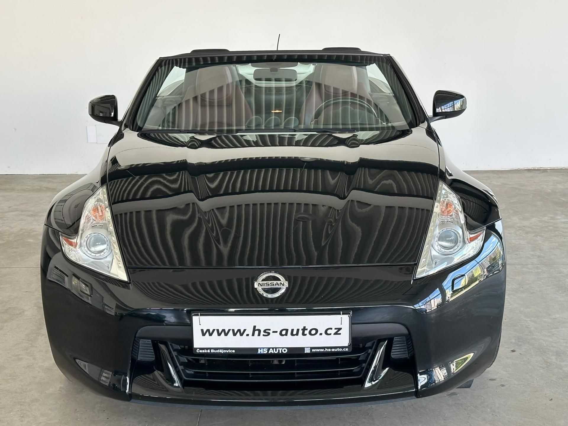 Nissan 370 Z, 328 HP,ČR,1.majitel,nehavar. - fotka 2
