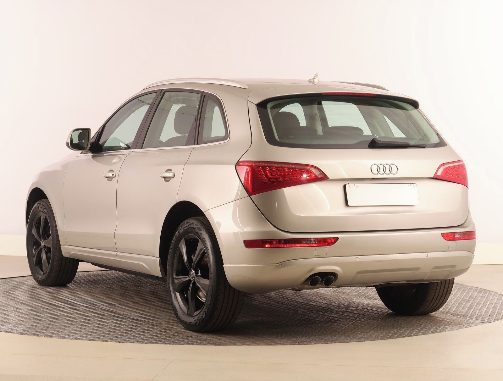 Audi Q5, 2.0 TDI, 4X4, Automat, Navi - fotka 4