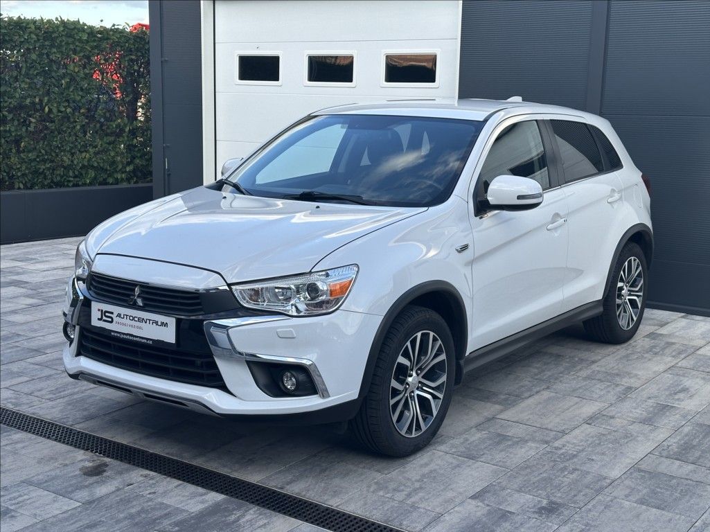 Mitsubishi ASX, 2,2DI-D 150PS Intense+ A/T 4x4 - fotka 2