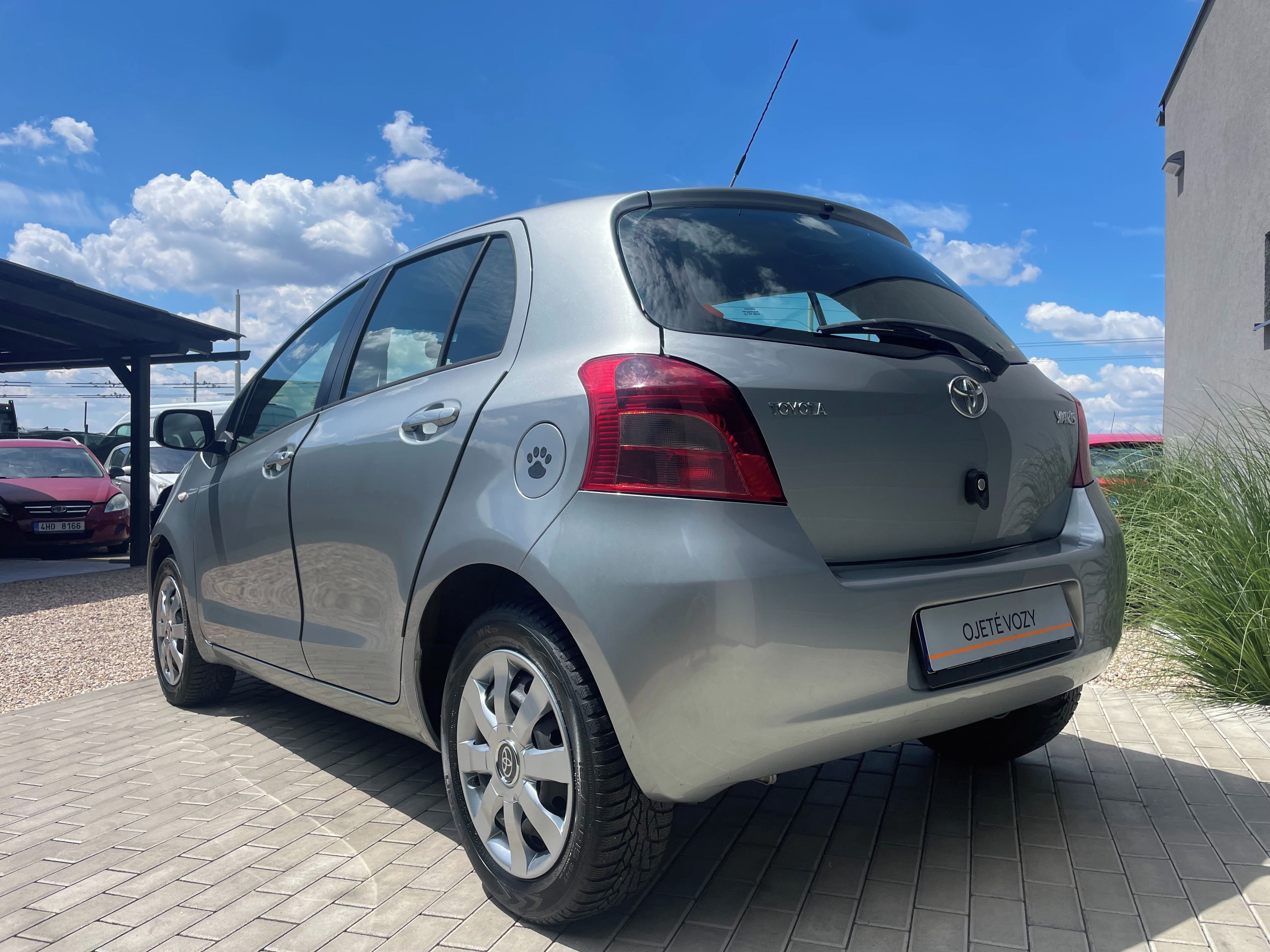 Toyota Yaris, 1.0 51KW, Servisní Kniha - fotka 5