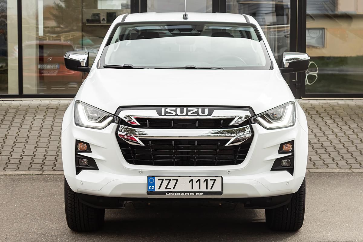 Isuzu D-Max, 1,9 D AT 4x4  LSE DoubleCab - fotka 2