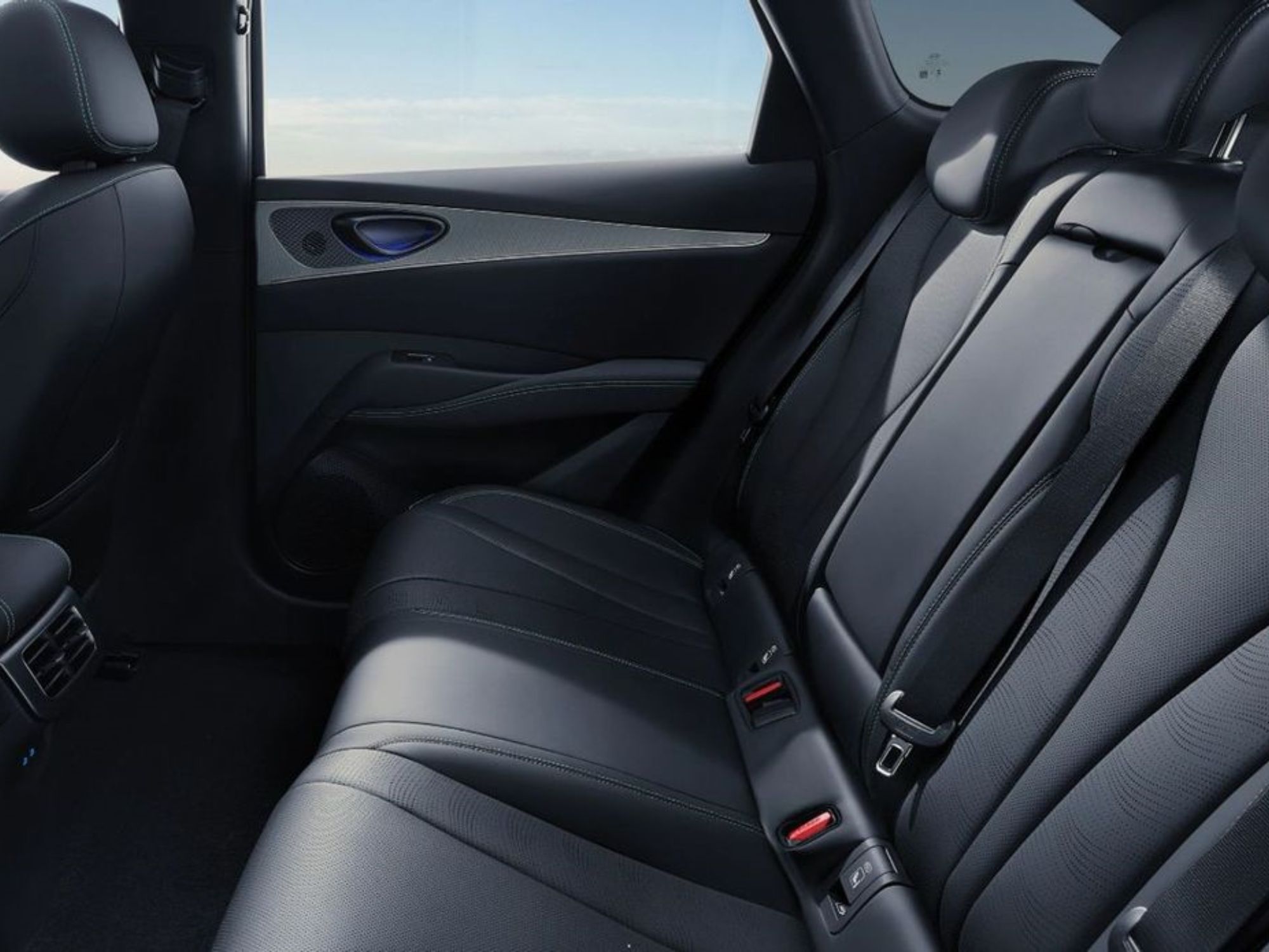 BYD Seal 6, DM-i Touring Comfort - fotka 6