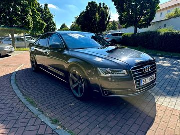 Audi A8 3.0L Diesel 2014