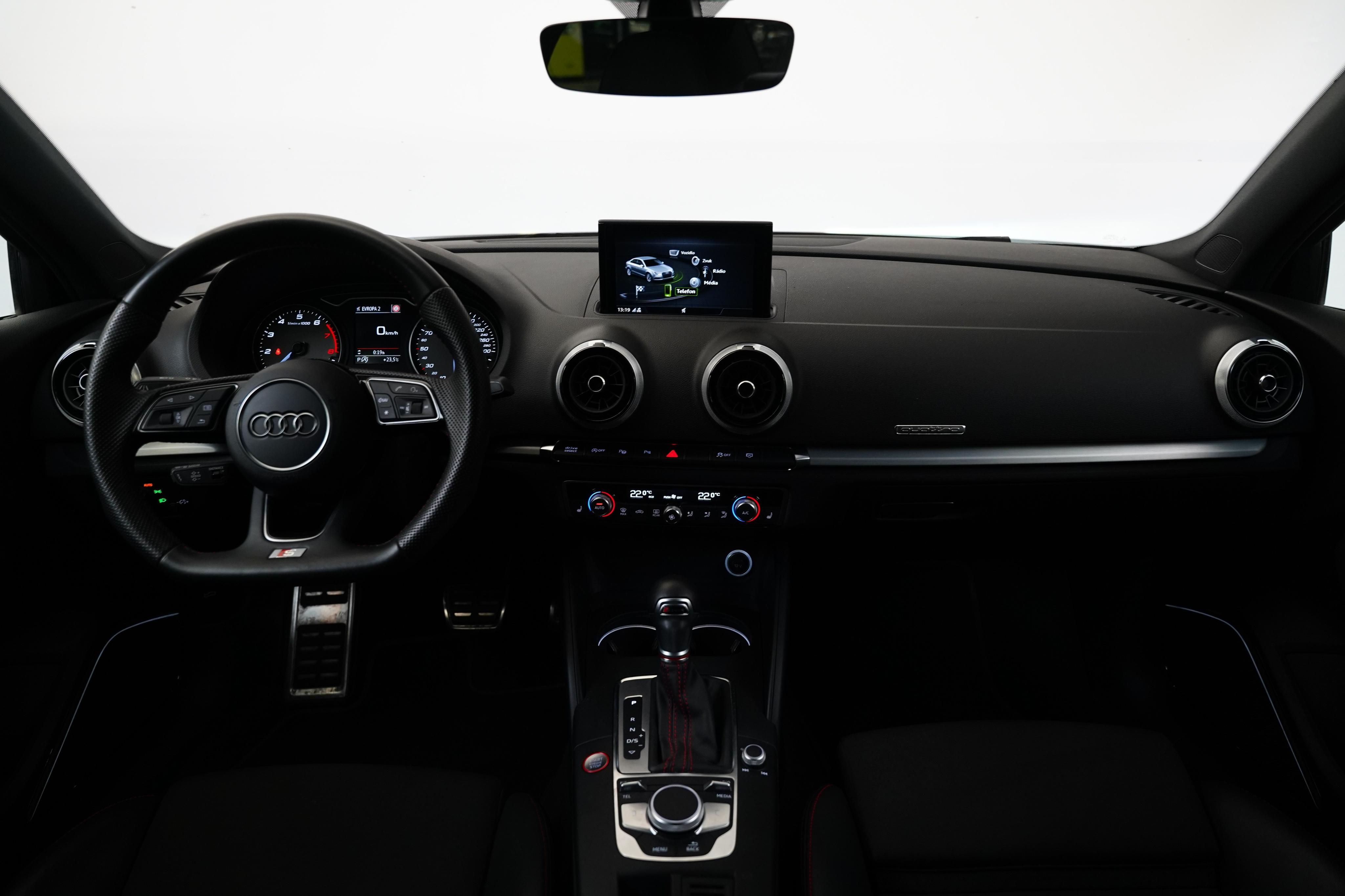Audi S3, 2.0TFSI 221 kW Quattro S-tronc - fotka 5