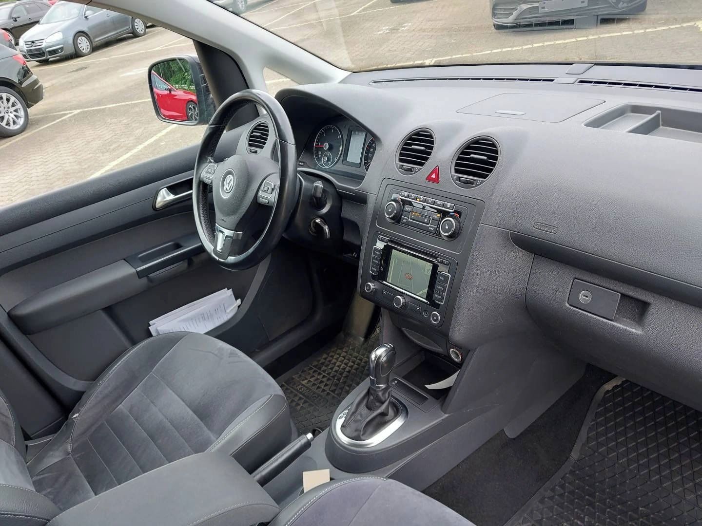 Volkswagen Caddy, 2.0Tdi DSG BUFÍK, ALCANTRA - fotka 6