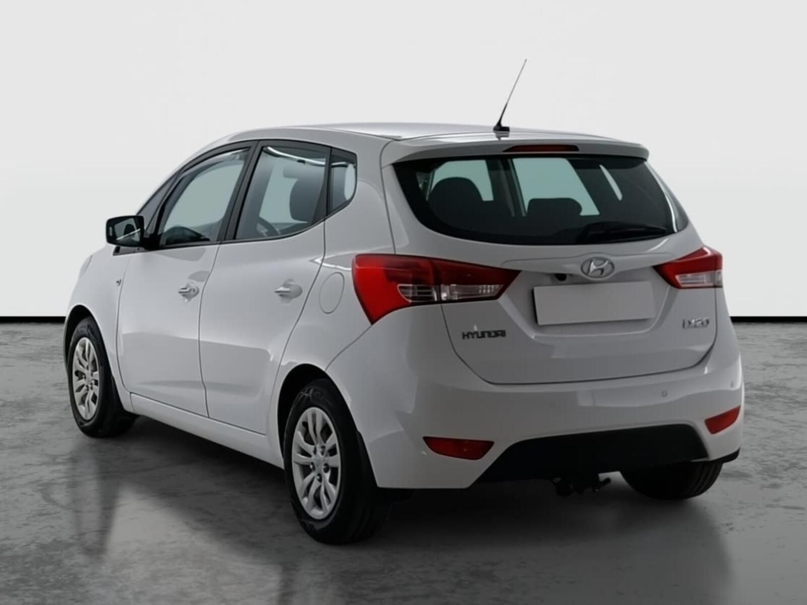 Hyundai ix20, 1.6 CVVT, Serv.kniha - fotka 4