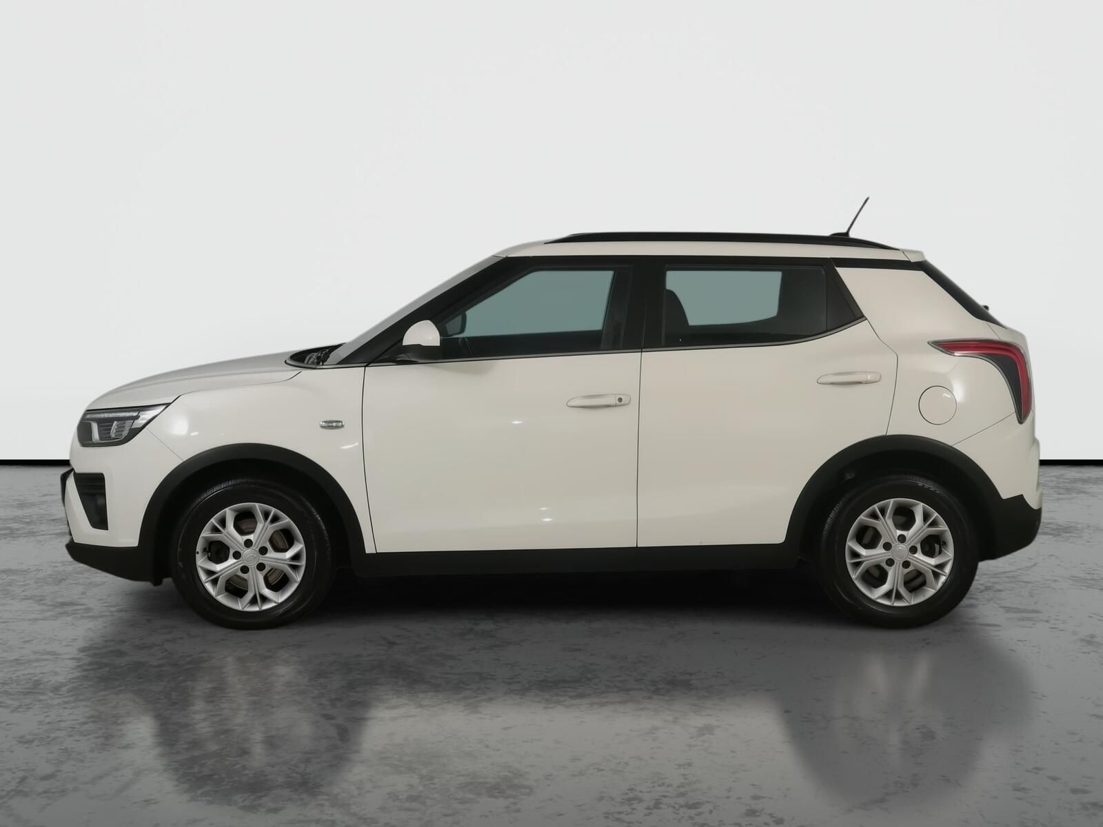 SsangYong Tivoli, 1.5 T-GDI, NOVÁ CENA, ČR,1.maj - fotka 3