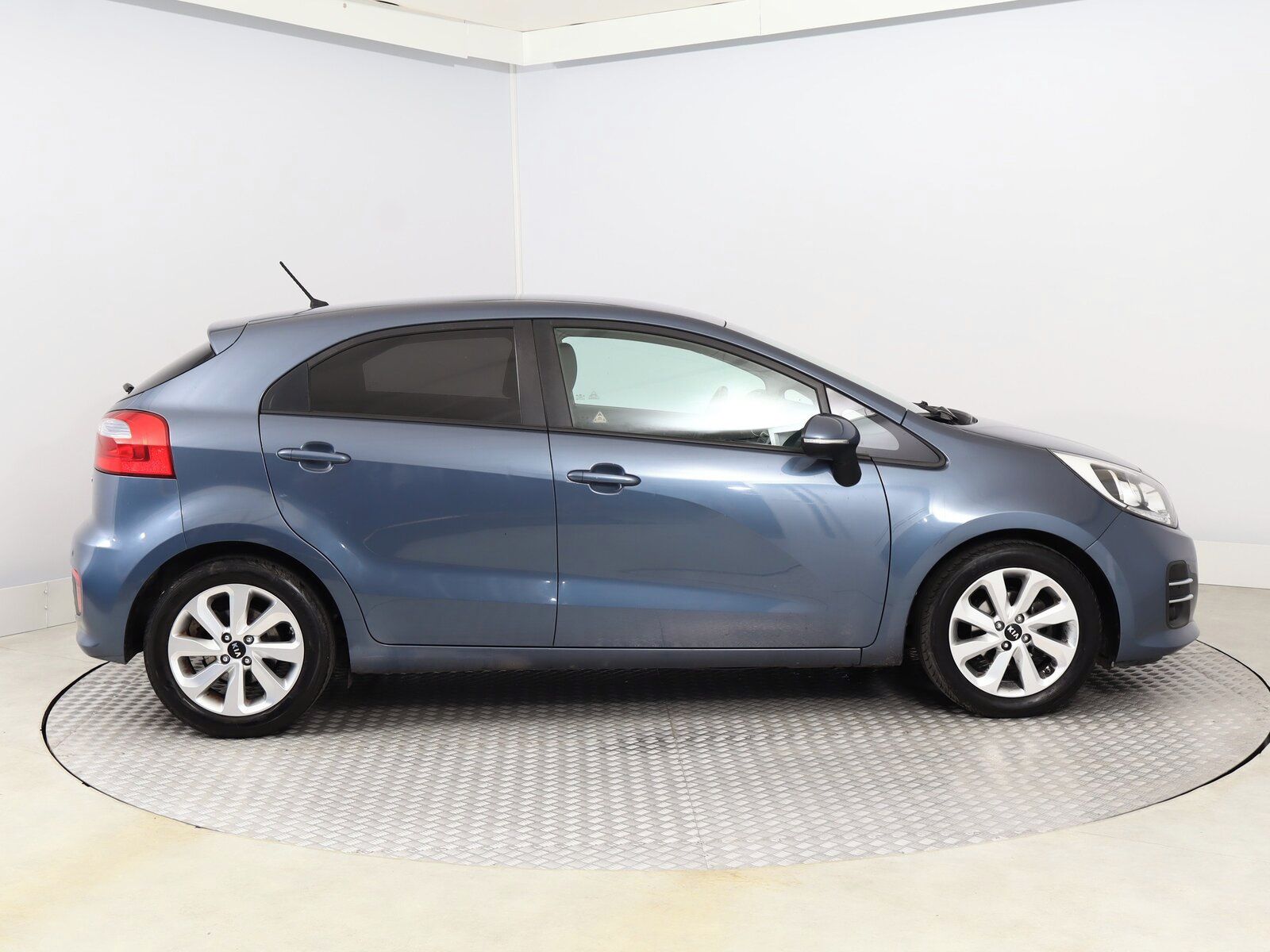 Kia Rio, 1.25 CVVT, Serv.kniha - fotka 6