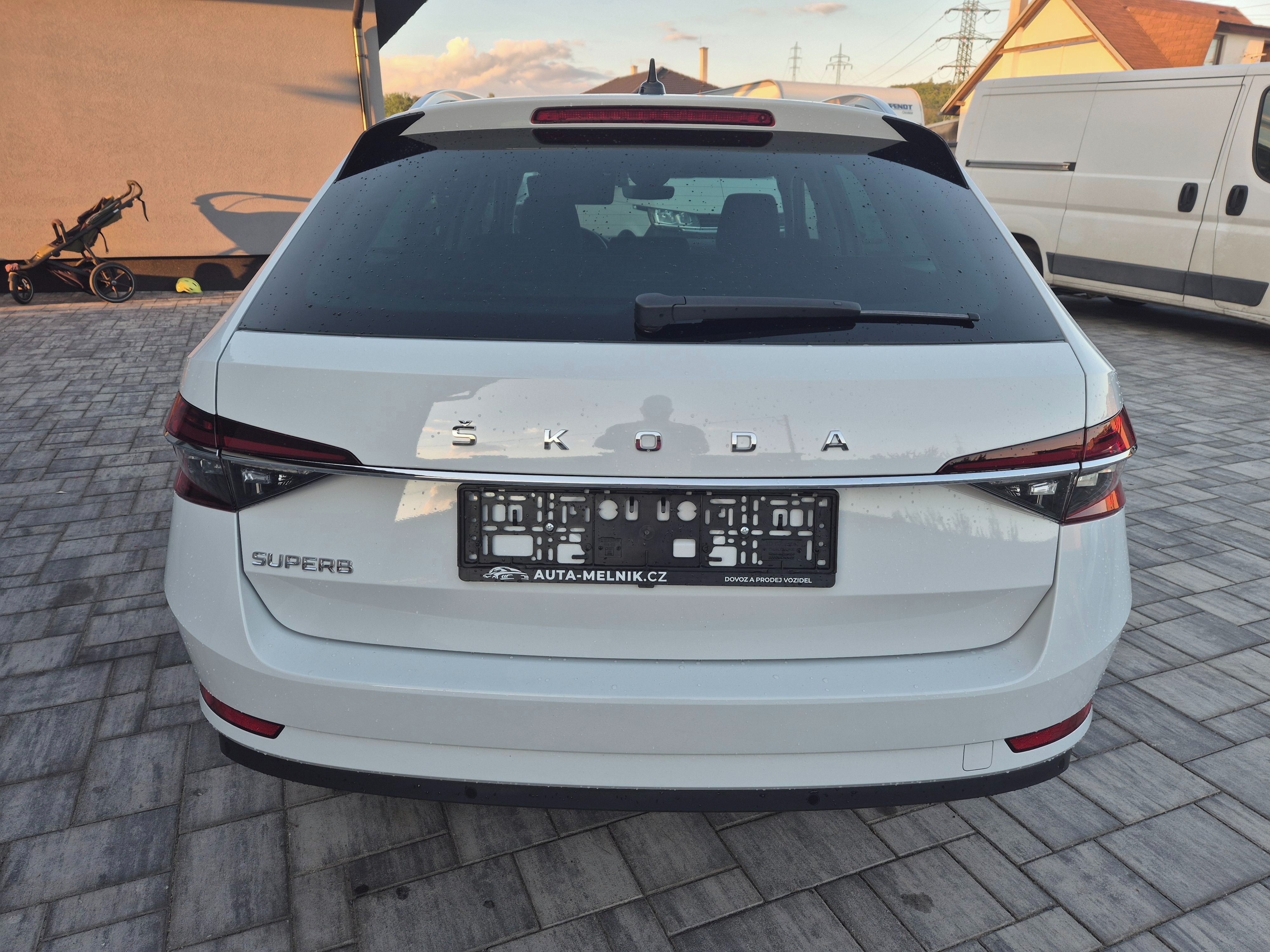 Škoda Superb, 2.0TSi 140kw 2023 STYLE ZÁRUKA - fotka 6