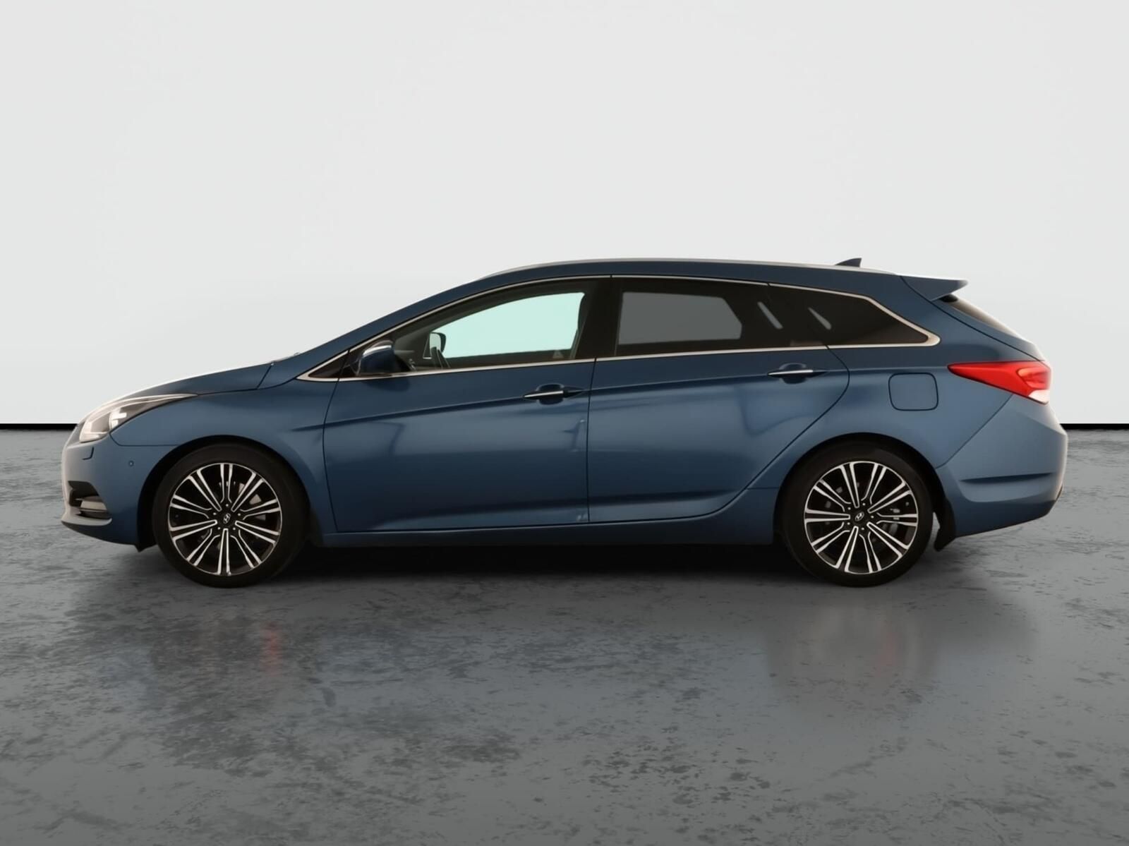 Hyundai i40, 1.7 CRDi, Automat, Kůže, Navi - fotka 3