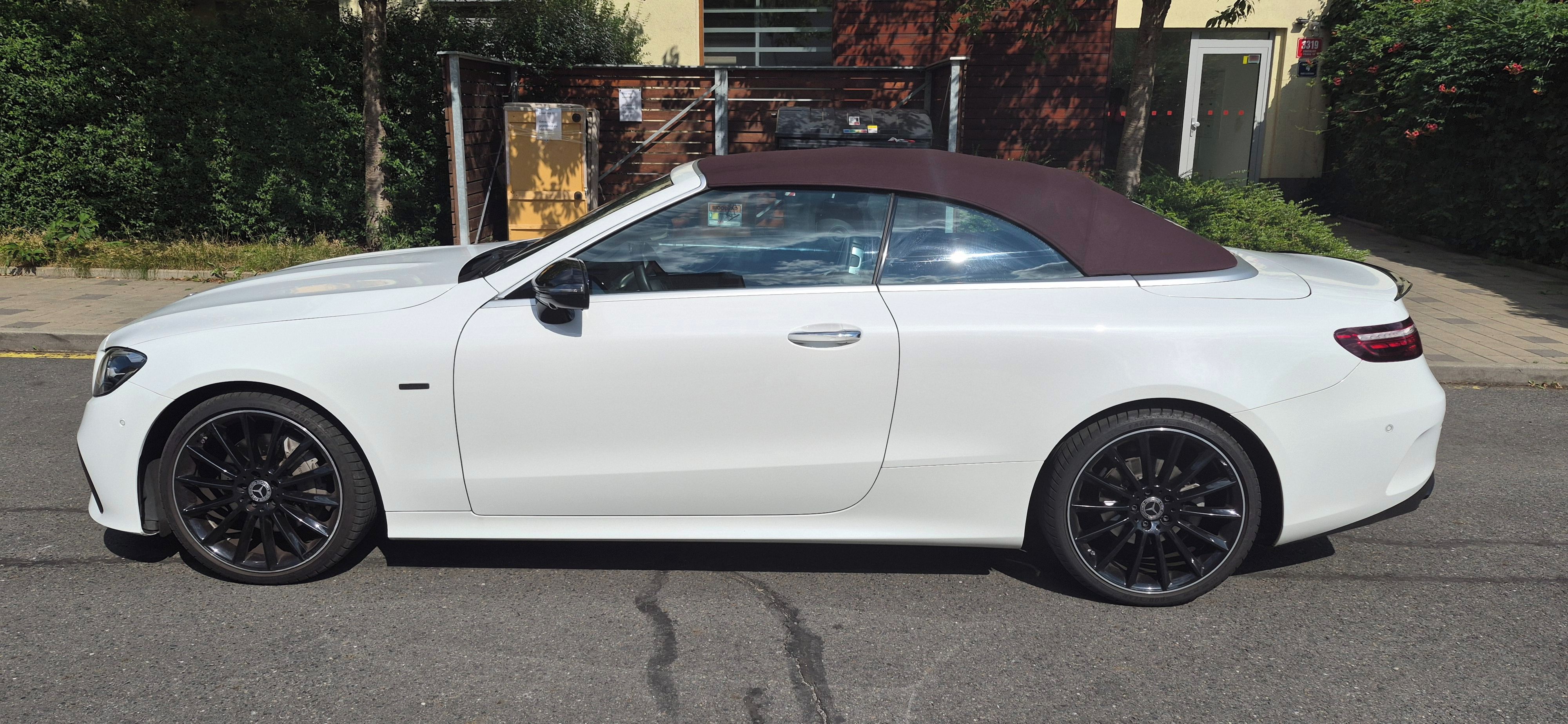 Mercedes-Benz Třídy E, MB 220D Cabrio - fotka 5