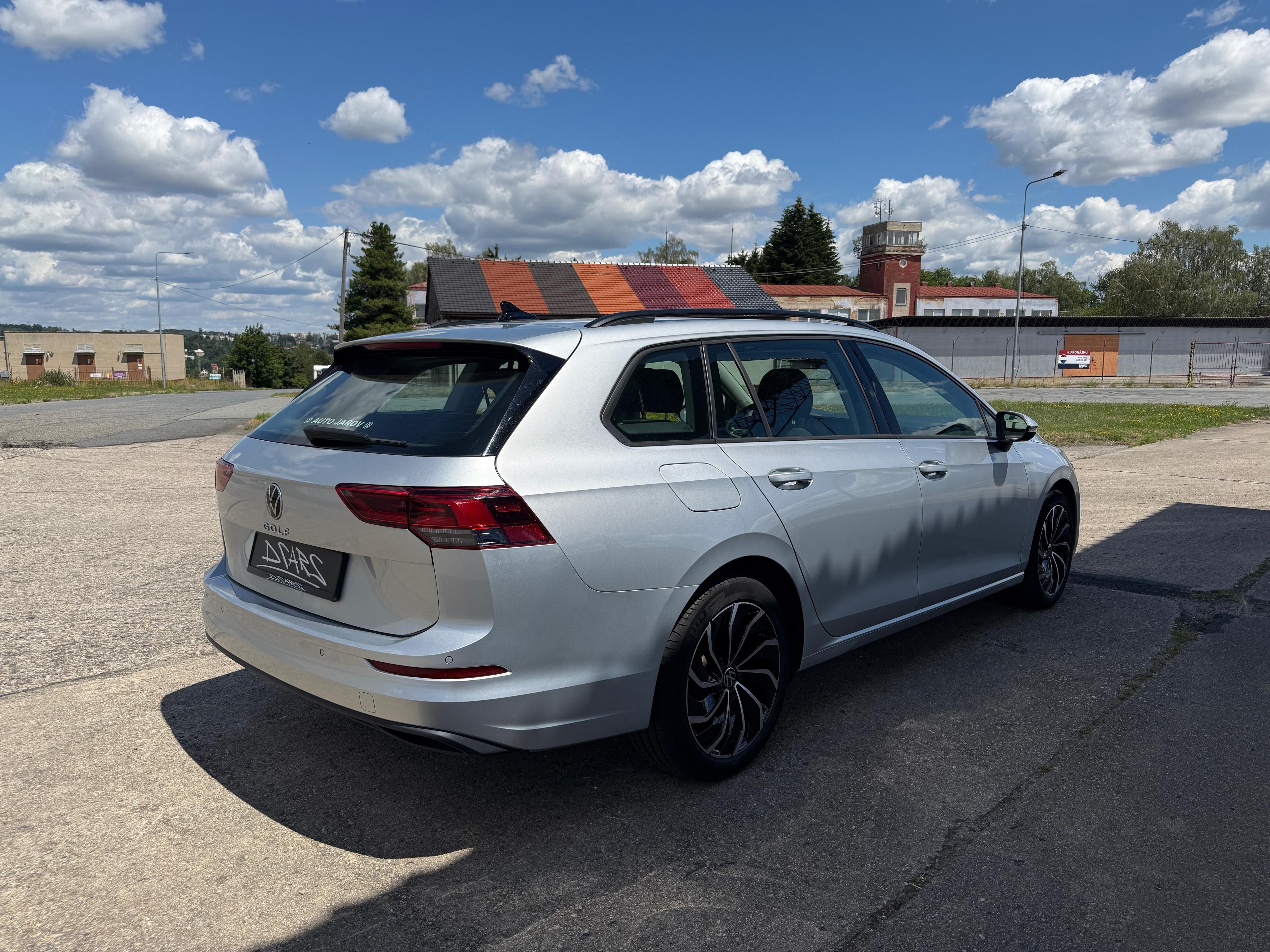 Volkswagen Golf, 1.0TSi kombi Life+ 81kw 2021 - fotka 5