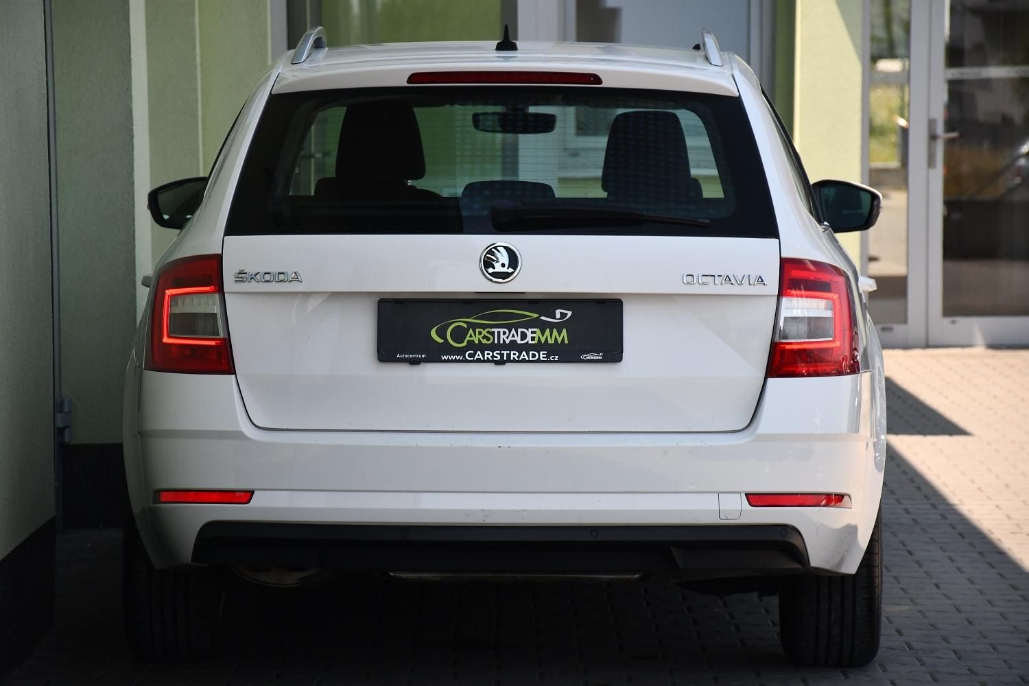 Škoda Octavia, 1.5TSi 110kW DSG NAV KESSY - fotka 4
