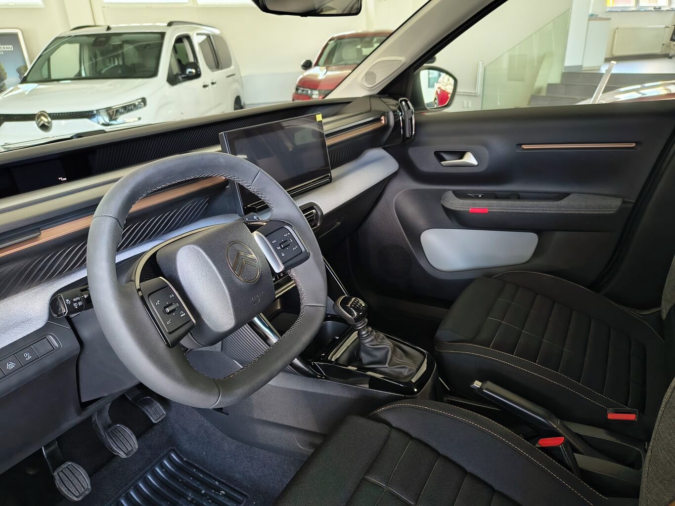 Citroën C3 Aircross, 0288 PLUS TURBO 100 S&S MAN6 - fotka 6