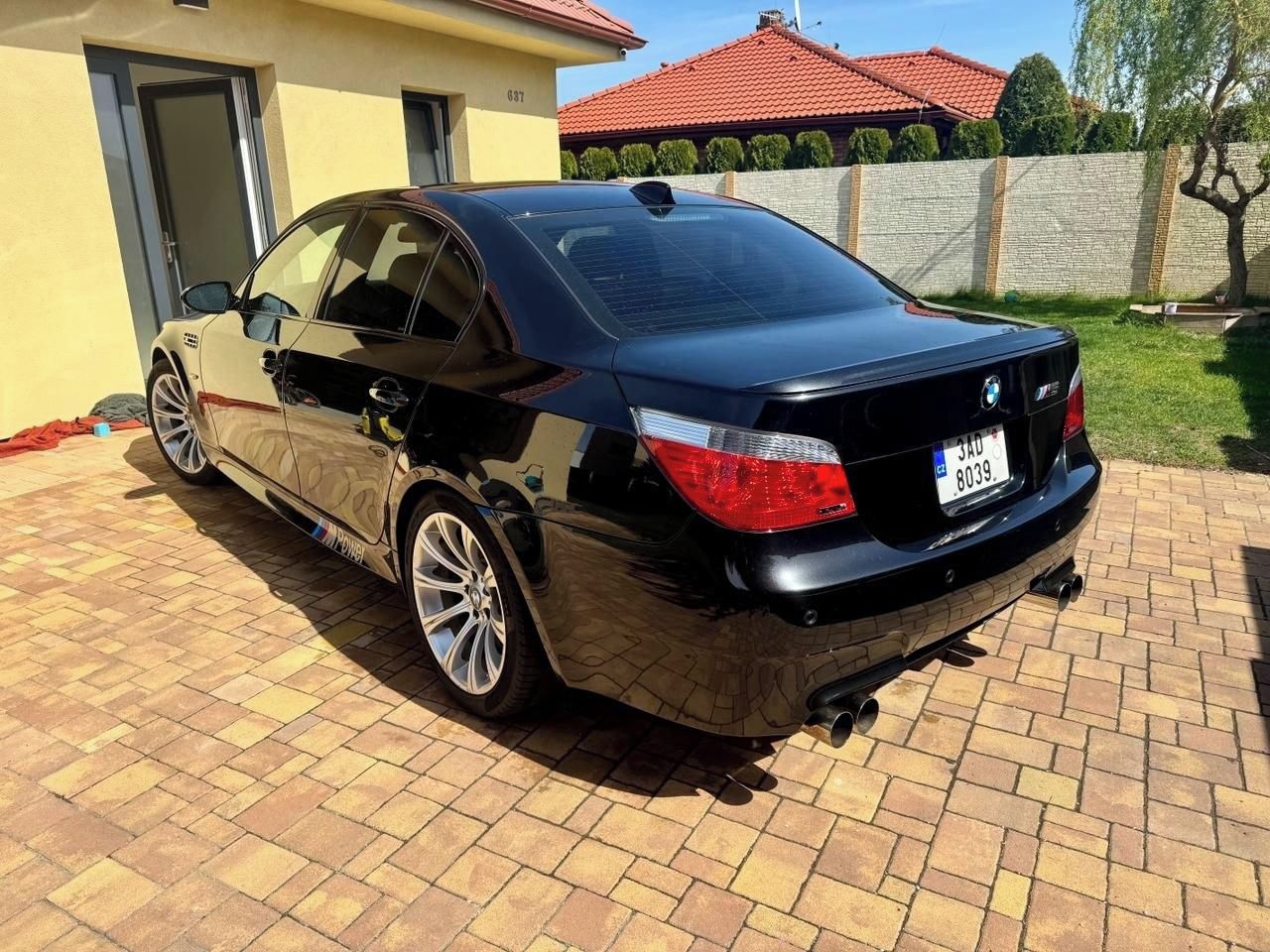 BMW M5 - fotka 2