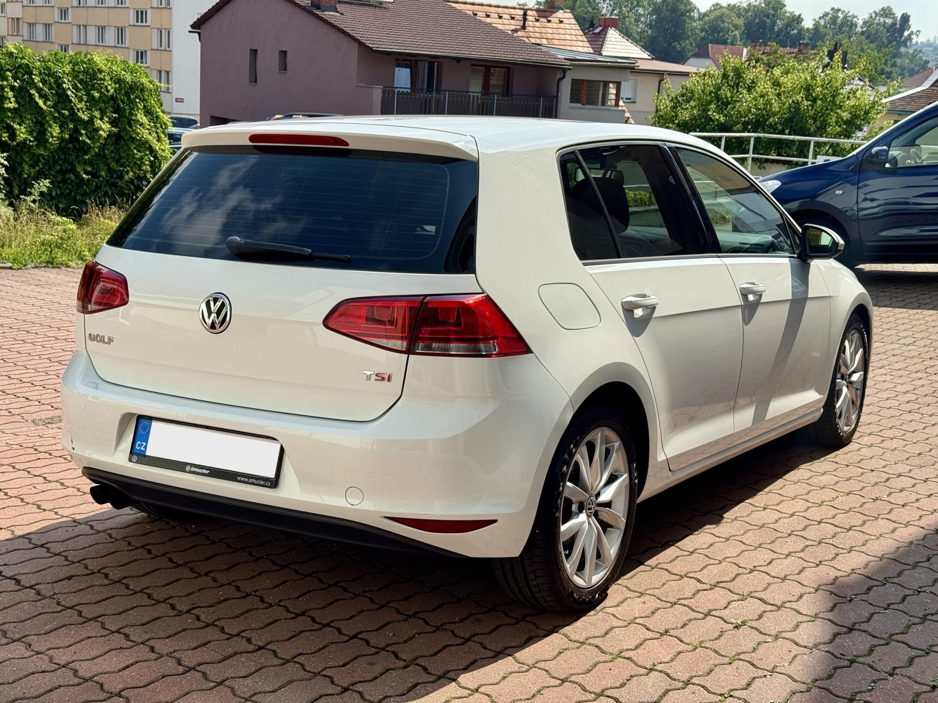 Volkswagen Golf, 1.4TSI 103kW Highline - fotka 5