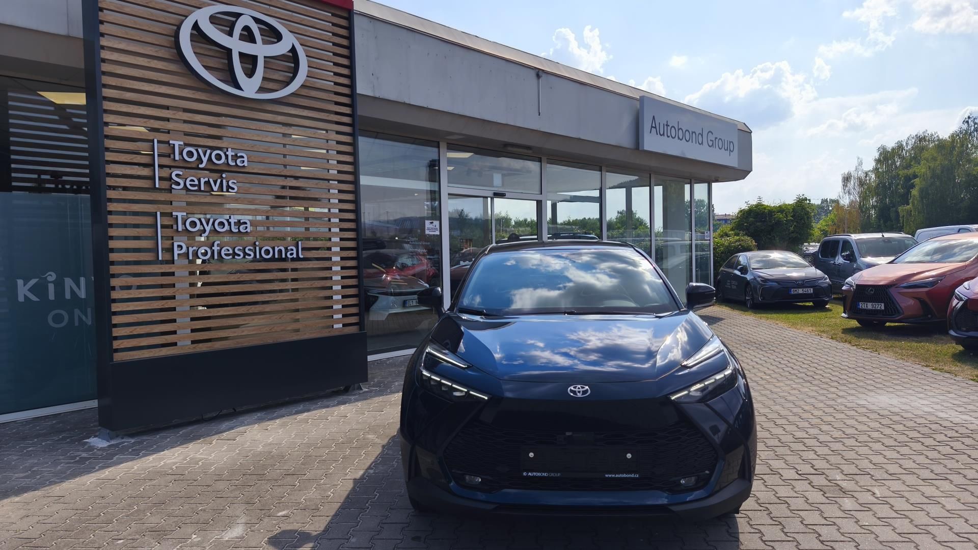 Toyota C-HR, 2.0L PHEV (2x4) TOKYO EDITION - fotka 2