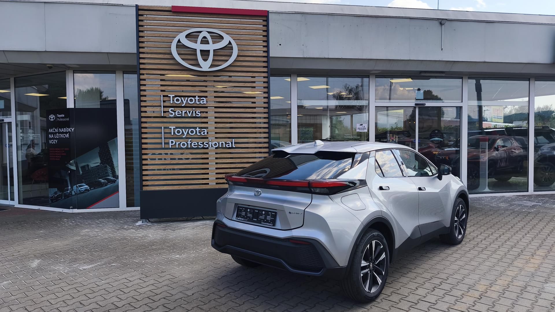 Toyota C-HR, 2.0L PHEV (2x4) STYLE - fotka 4