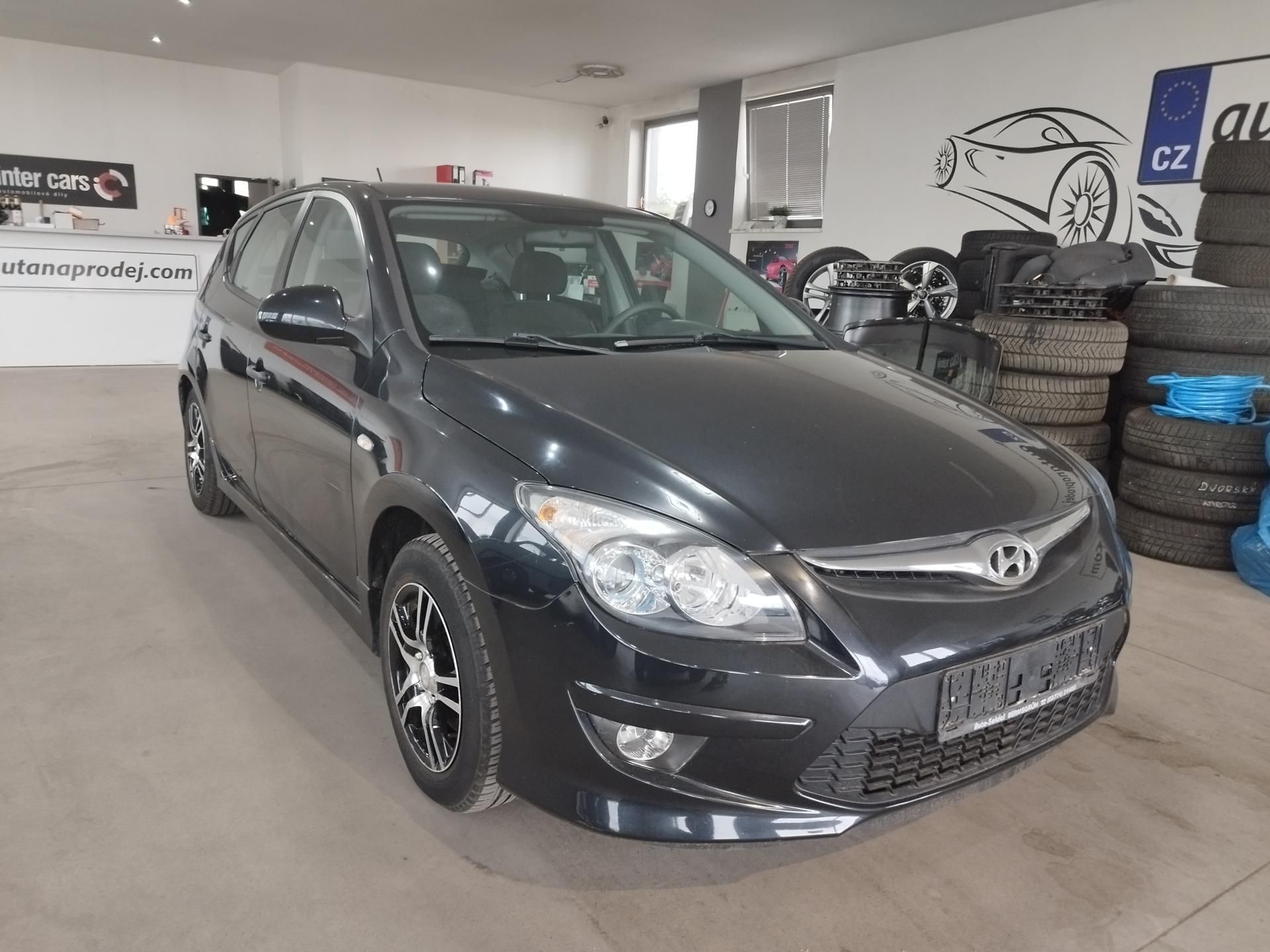 Hyundai i30, 1,6I,93KW,AUTOMAT,ALU,naj.63t