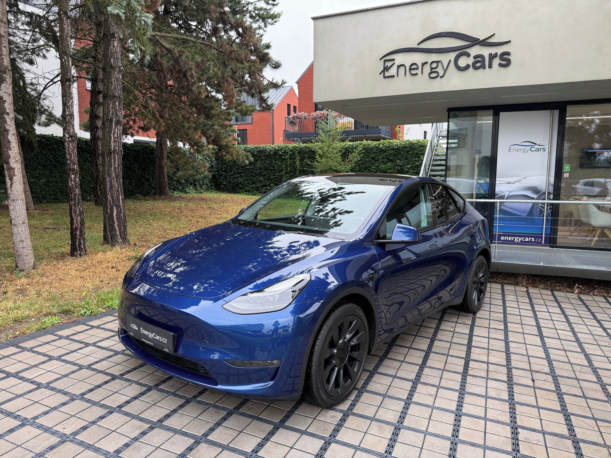 Tesla Model Y, Long Range AWD