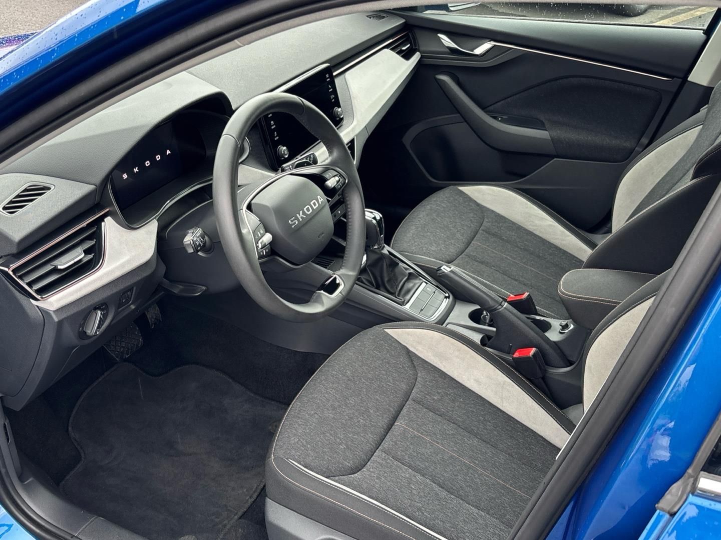 Škoda Scala, 1.0 TSI / 85 kW DSG Top Select - fotka 6
