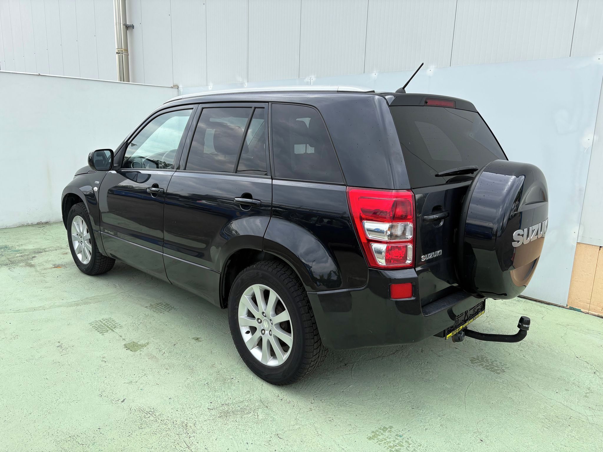Suzuki Grand Vitara, 1.9DDiS, 95kW, Tažné, 4x4 - fotka 4