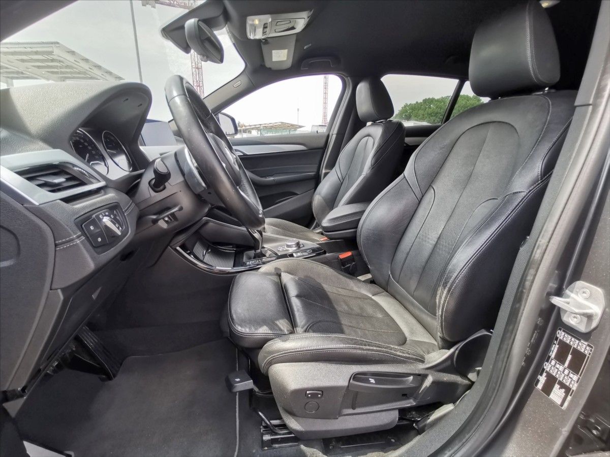 BMW X2, sDrive 20i M SPORT* LED* HUD - fotka 5