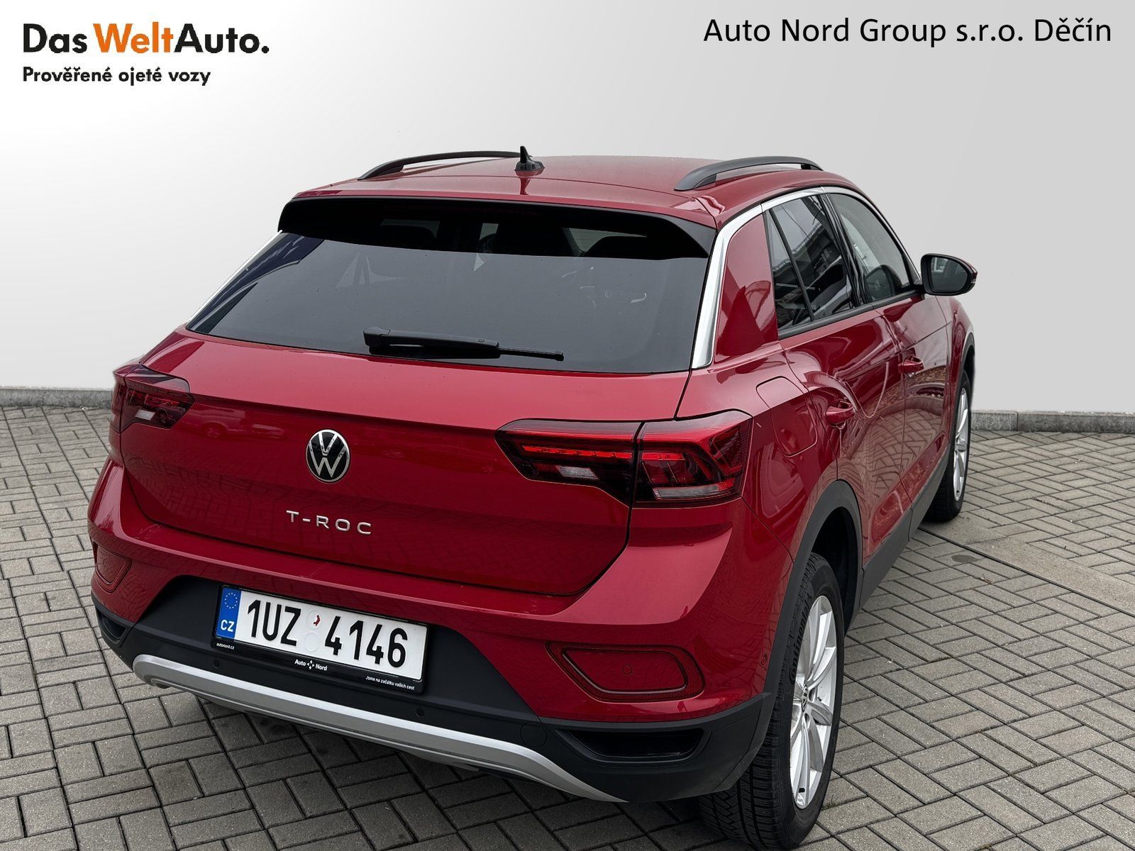 Volkswagen T-Roc, T-Roc 1,0 TSI 85 KW 6G Life - fotka 2