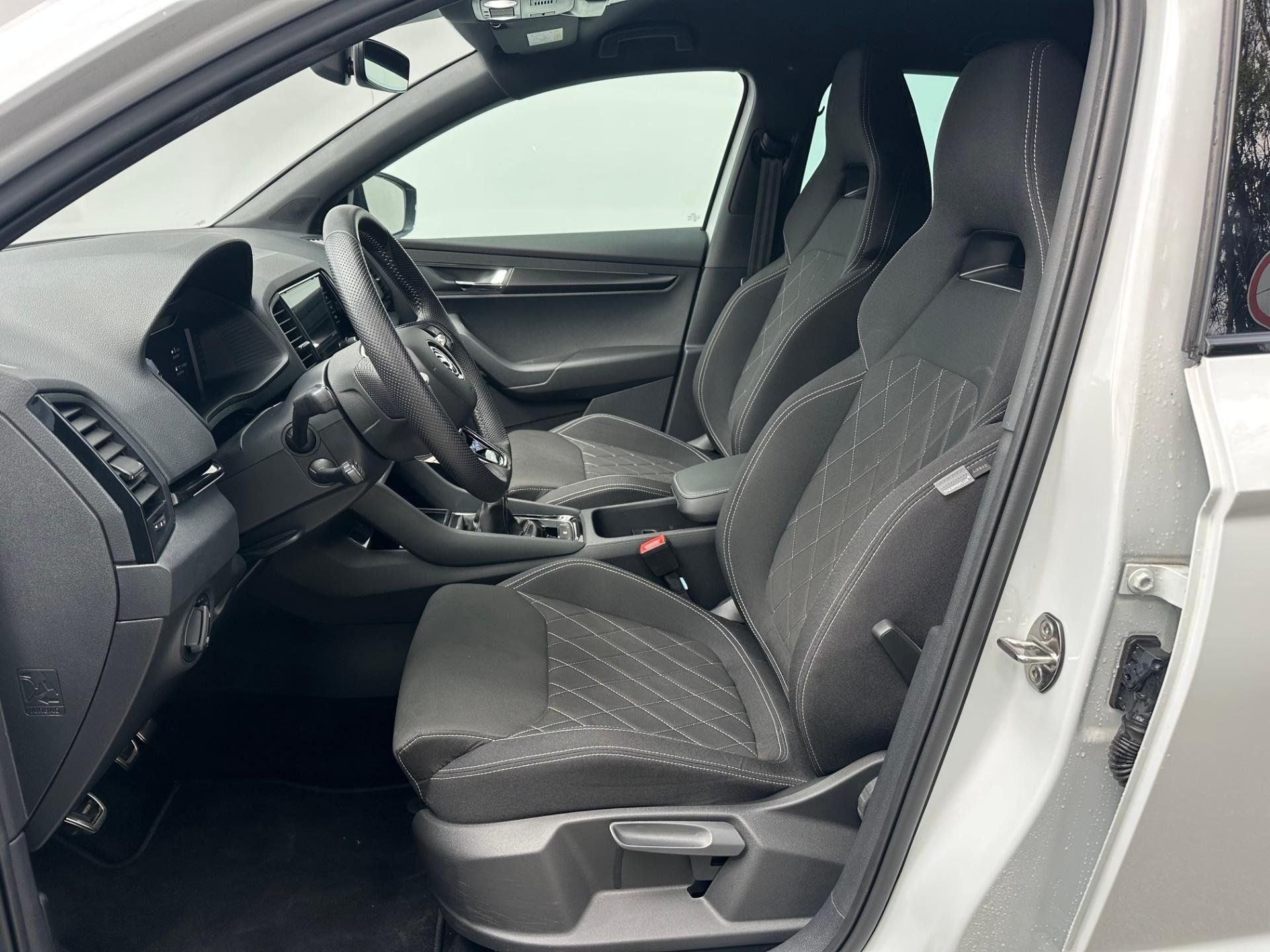 Škoda Karoq, Karoq 1.5 TSI 110kW Sportline - fotka 6