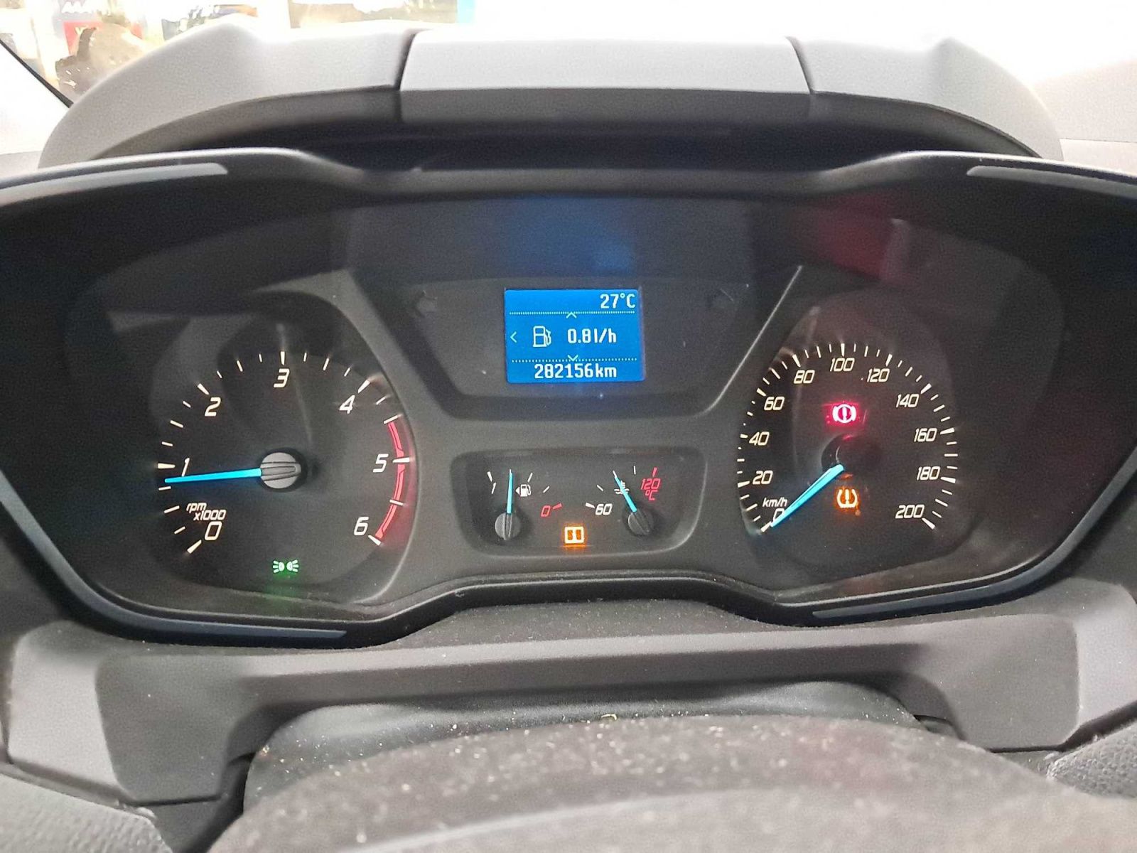 Ford Tourneo Custom, 2.2 TDCi, Titanium, Klima, ČR - fotka 3
