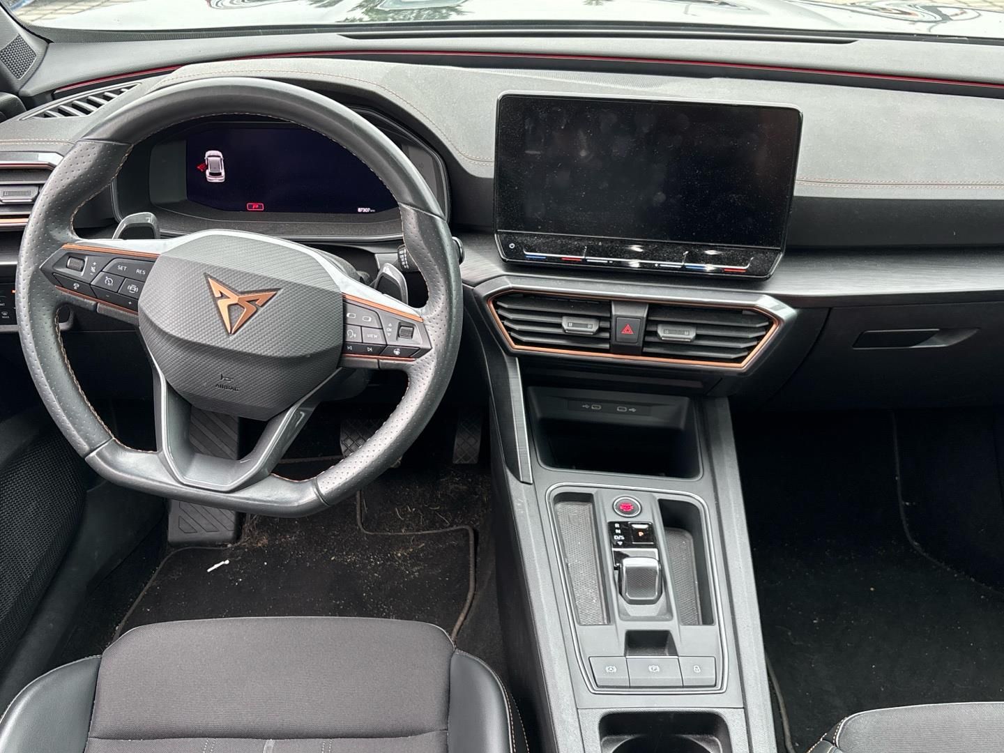 Cupra Formentor, 2.0 TSI DSG / 140 kW 4Drive DS - fotka 5