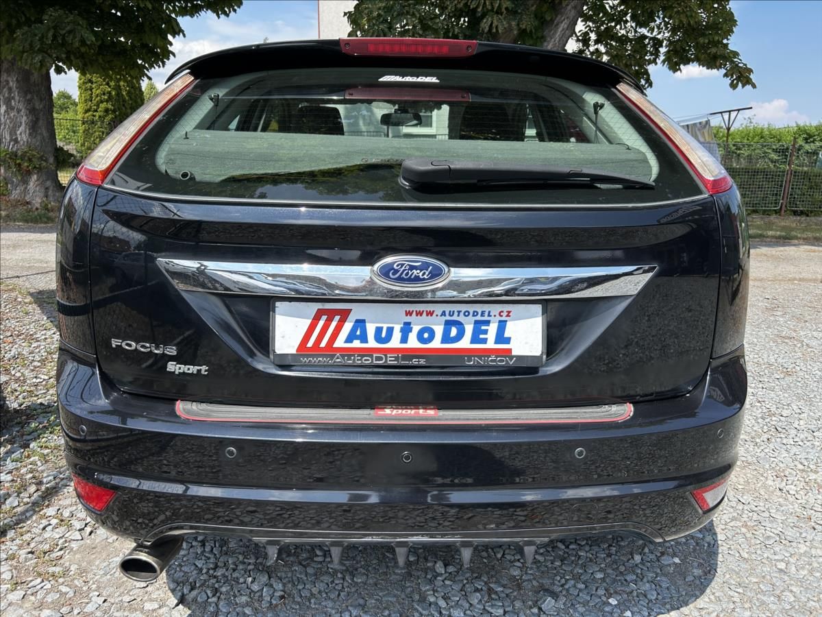 Ford Focus, 1,6 i  Serviska,Klima,8x pneu - fotka 6