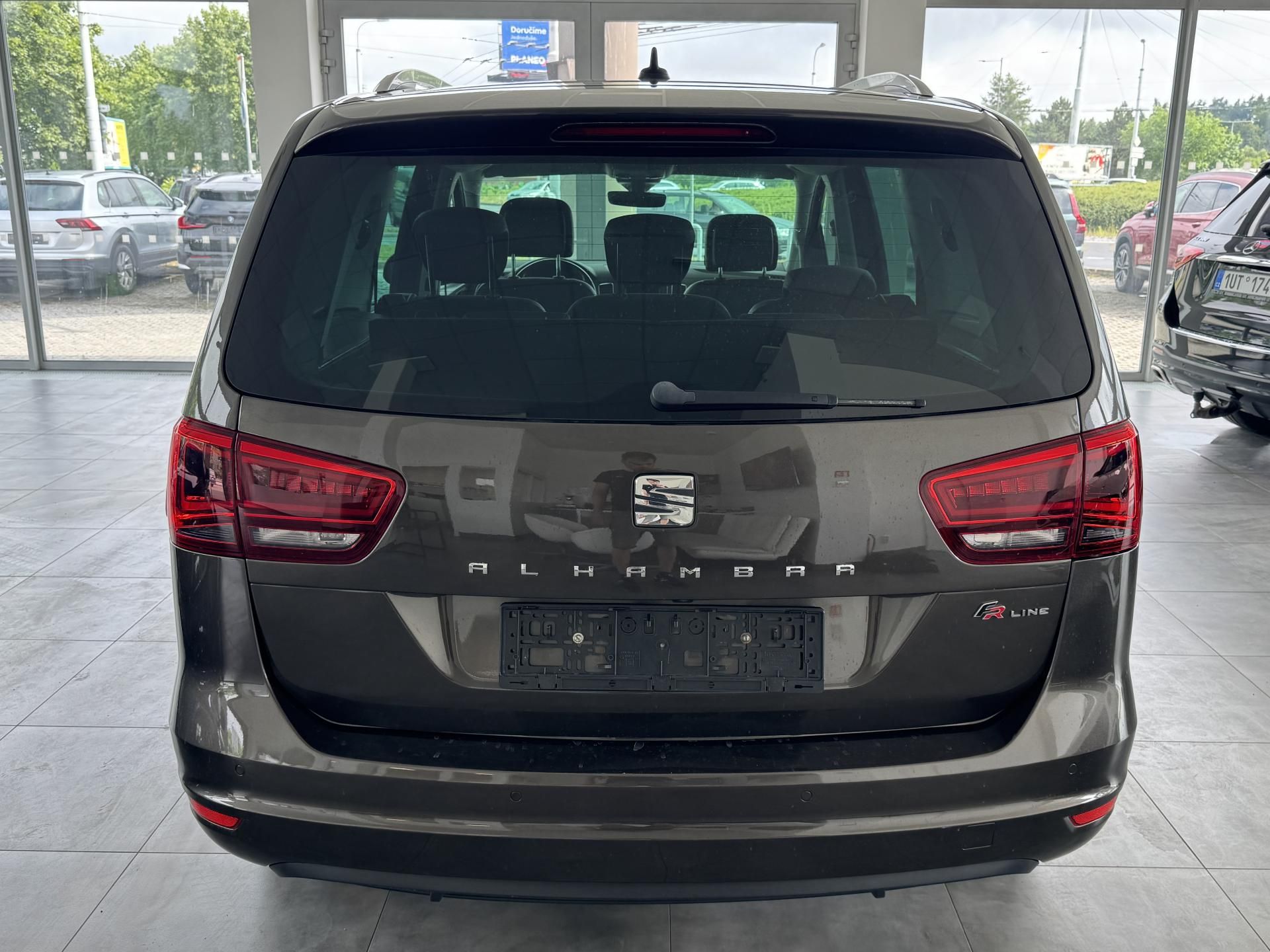 Seat Alhambra, 1,4TSi FR-LINE 7.MÍST - fotka 5