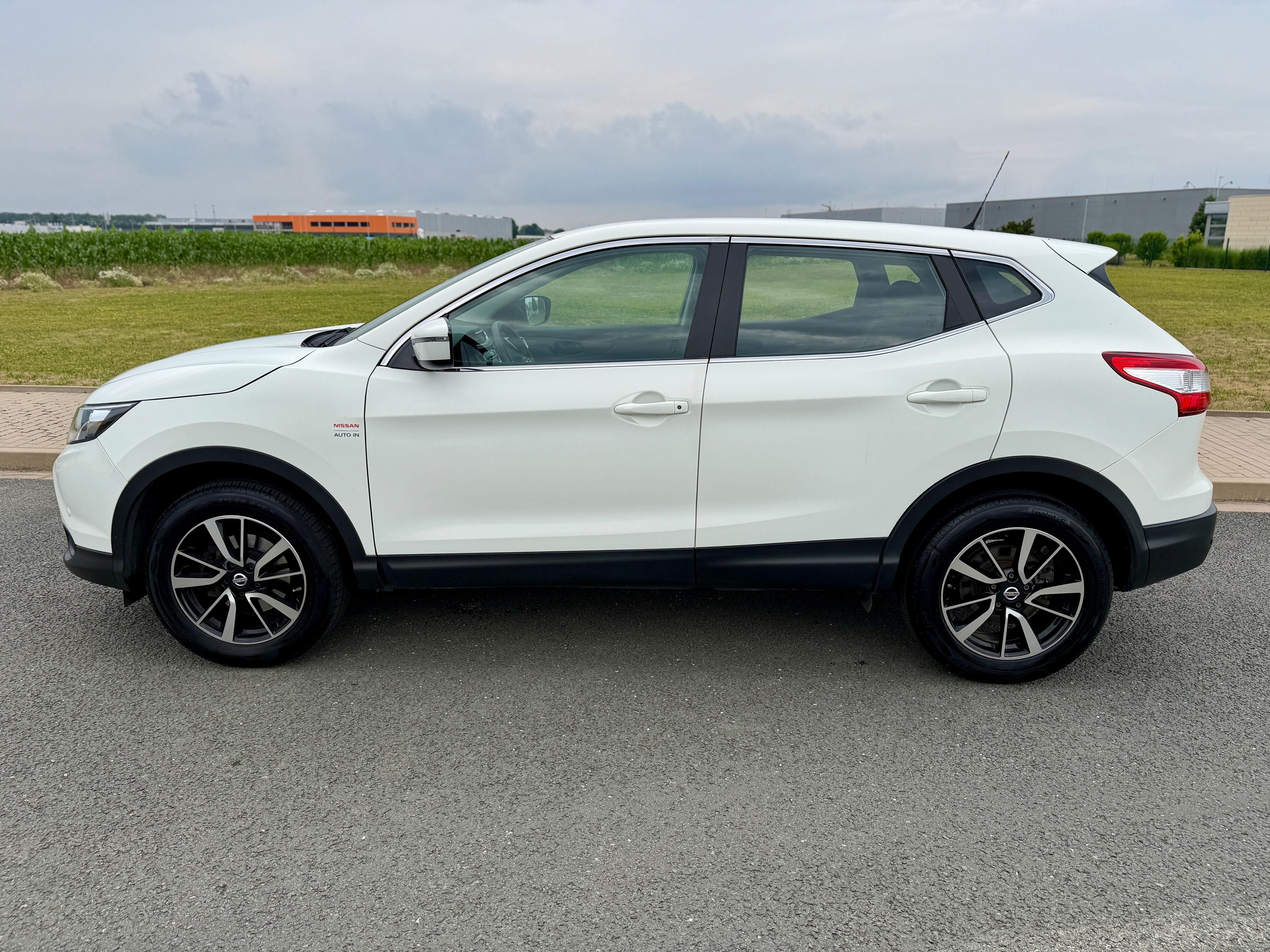 Nissan Qashqai, 1.2 DIG-T ČR ROZVODY SERVISKA - fotka 2
