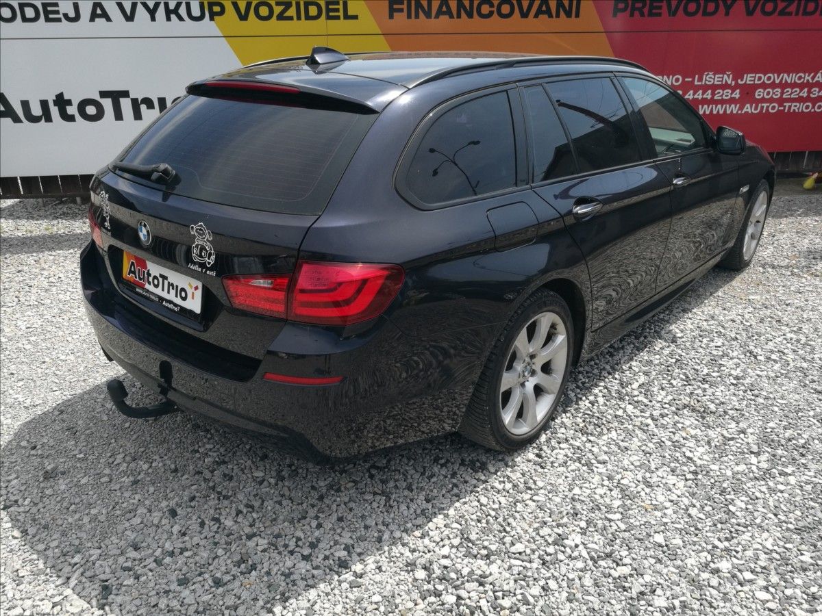 BMW Řada 5, 3,0 d M paket - fotka 3