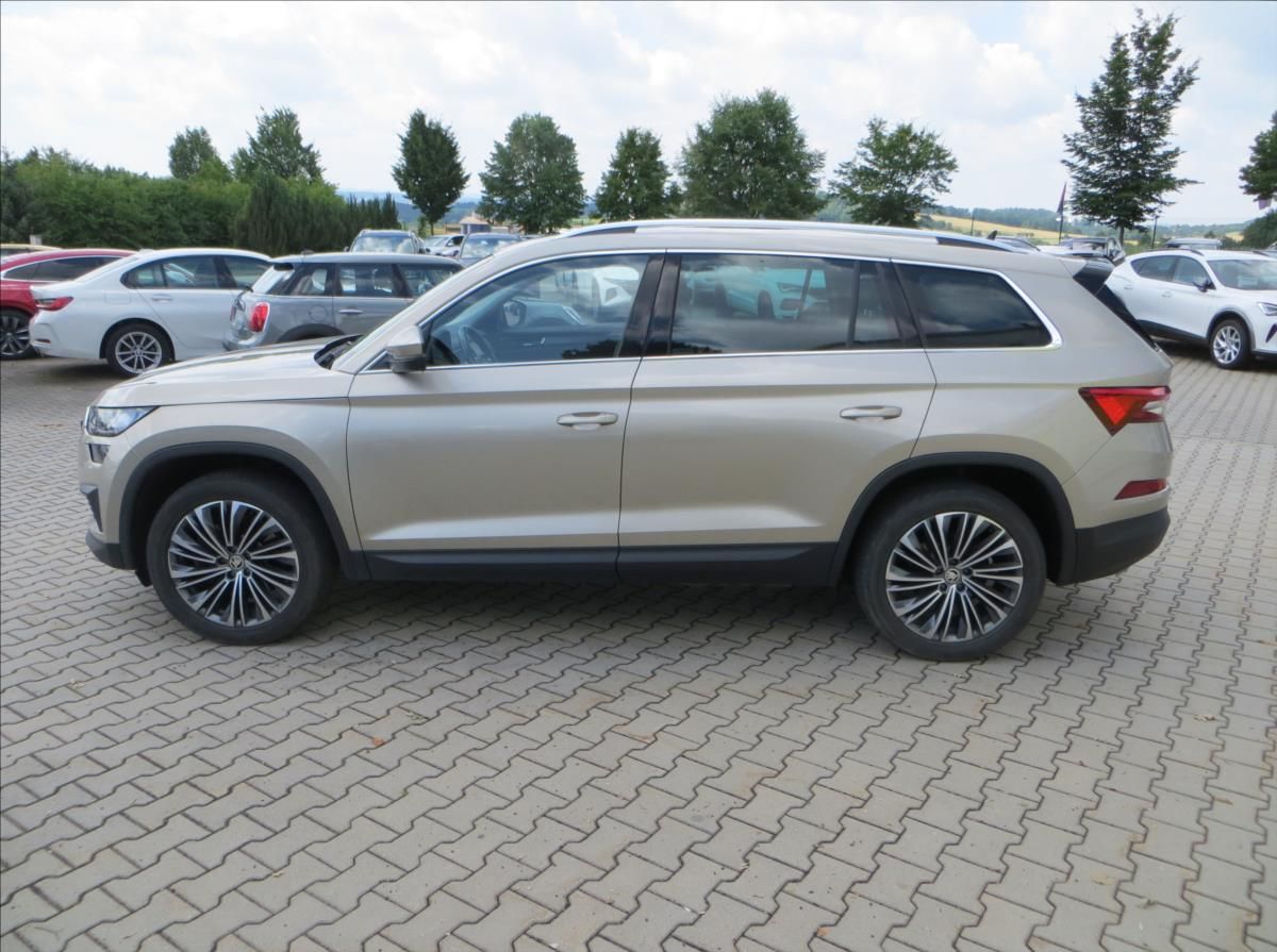 Škoda Kodiaq, 2,0 TSI Style DSG 4x4 Tažné - fotka 4