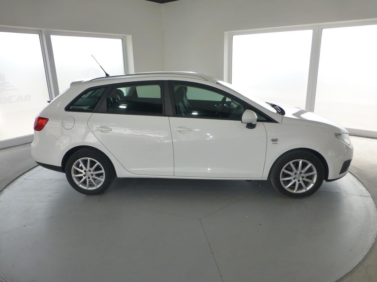 Seat Ibiza, 1,6TDI-77KW**ALU**VYHŘ.SEDADLA - fotka 4
