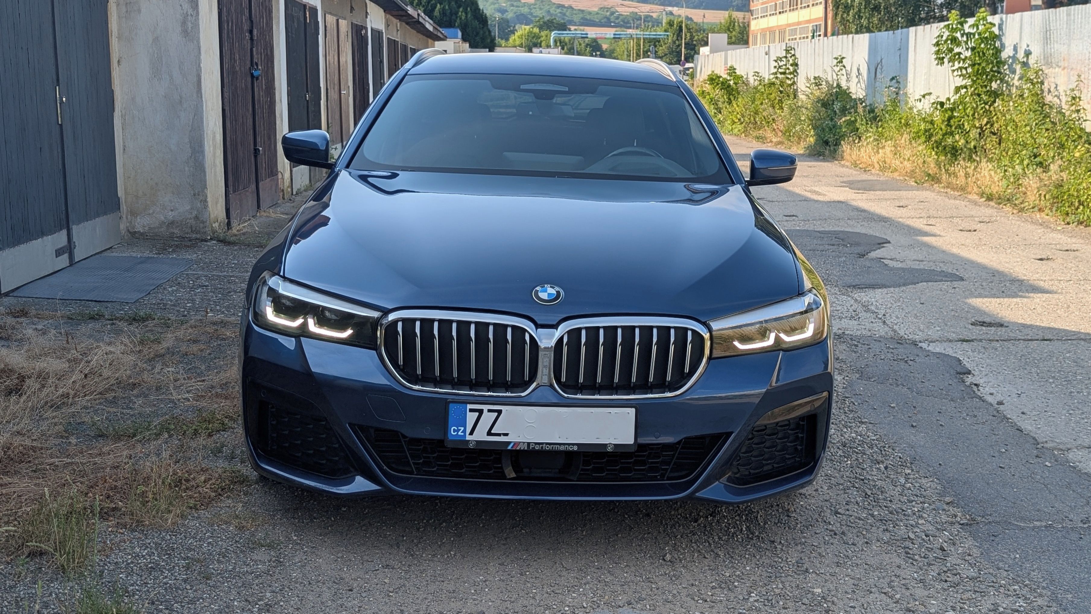 BMW Řada 5, BMW 530d G31 Mild VYHŘ/TOP/TAŽ - fotka 2