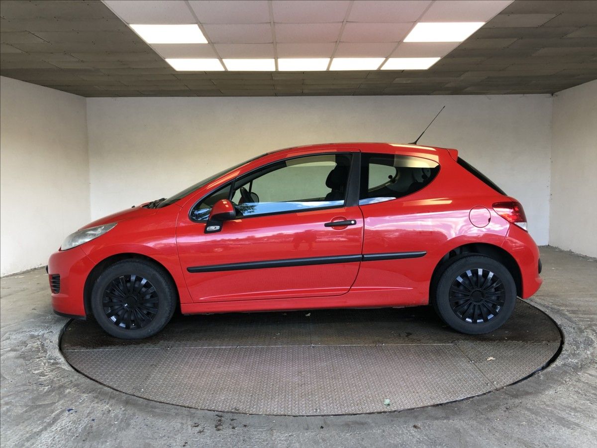 Peugeot 207, 1,4 i - fotka 4