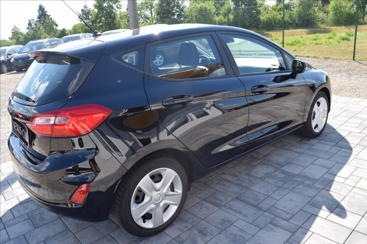 Ford Fiesta, 1,0 i 73KW AUTOMAT NÍZKÉ KM - fotka 4