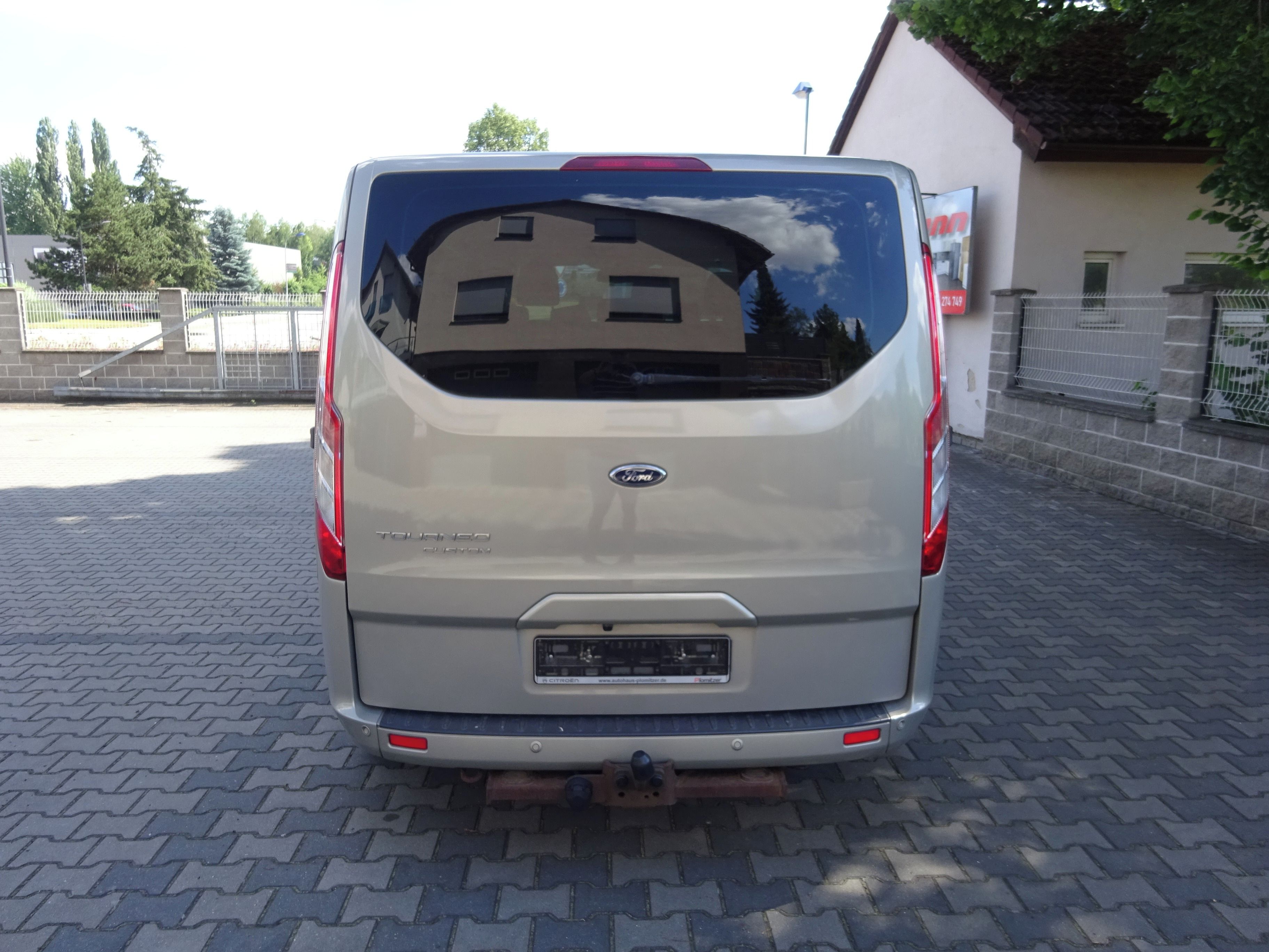 Ford Tourneo Custom, 2.0TDCi 96kW.Sv.kni.2x z.dveře - fotka 5