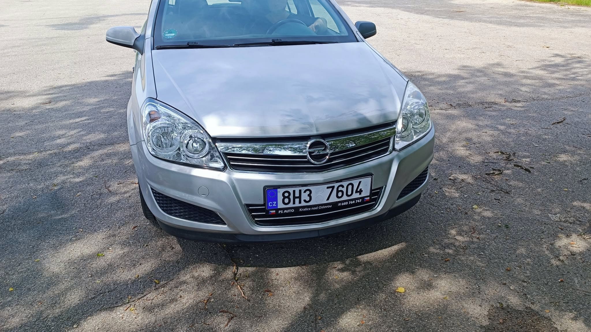 Opel Astra, Opel Astra H 1.6 85 kW