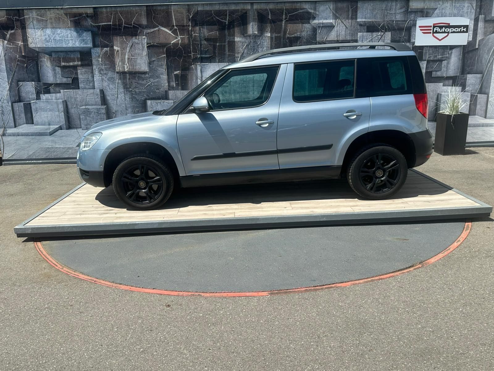 Škoda Yeti, 2.0TDi, 125KW, 4x4, SERVIS - fotka 4