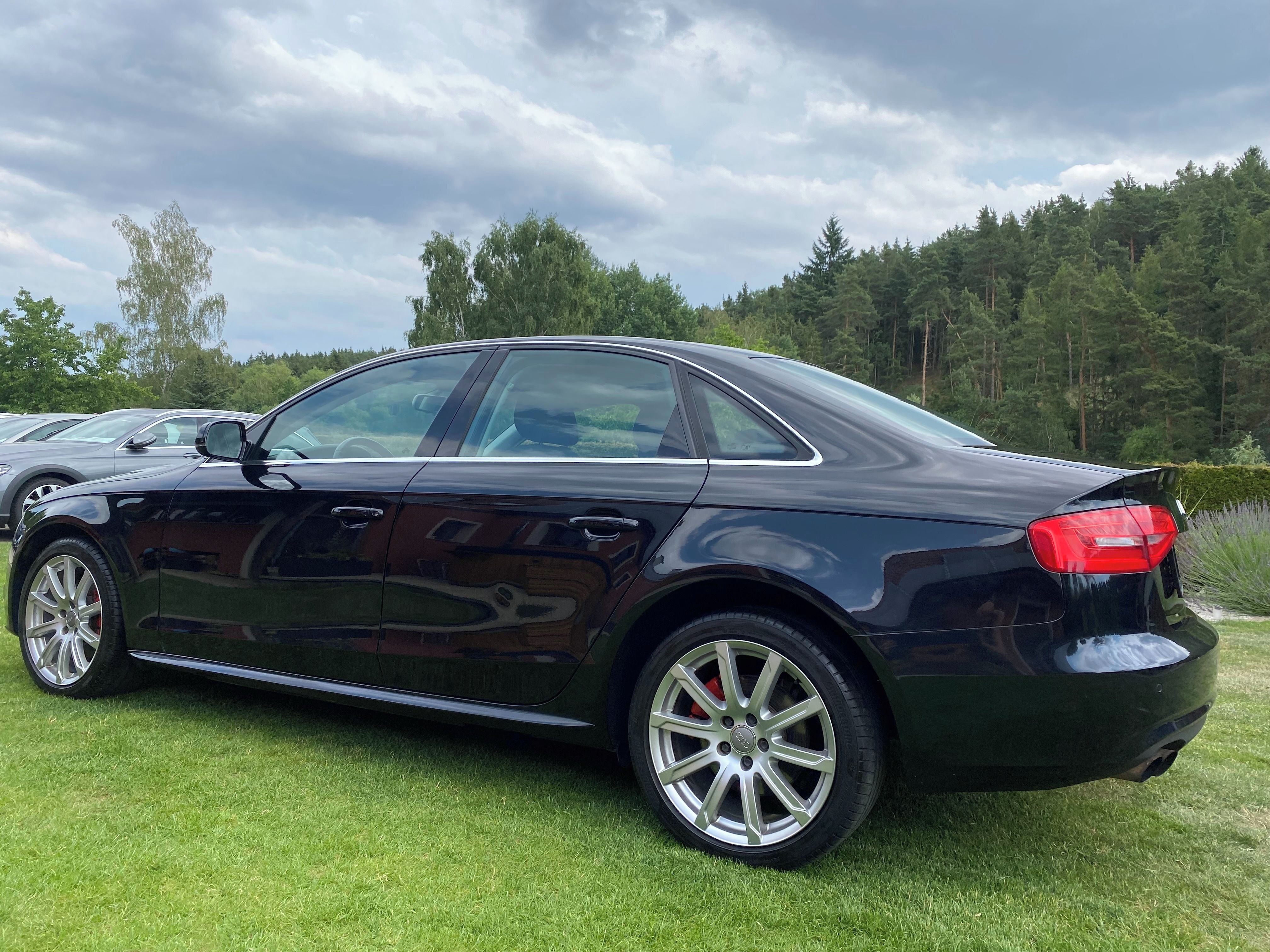 Audi A4, 2.0TDI SEDAN Facelift,Bi-Xenon - fotka 6
